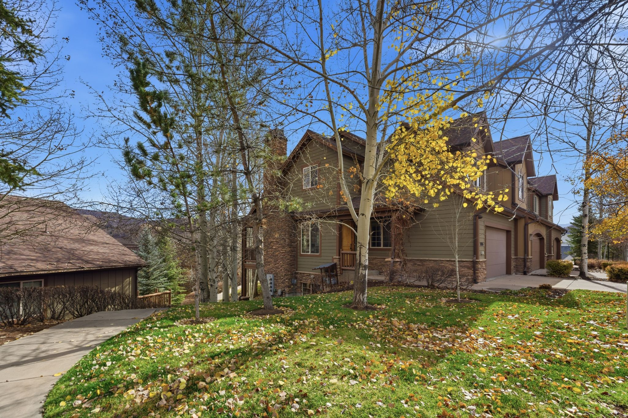 CANYON LINKS - Residential