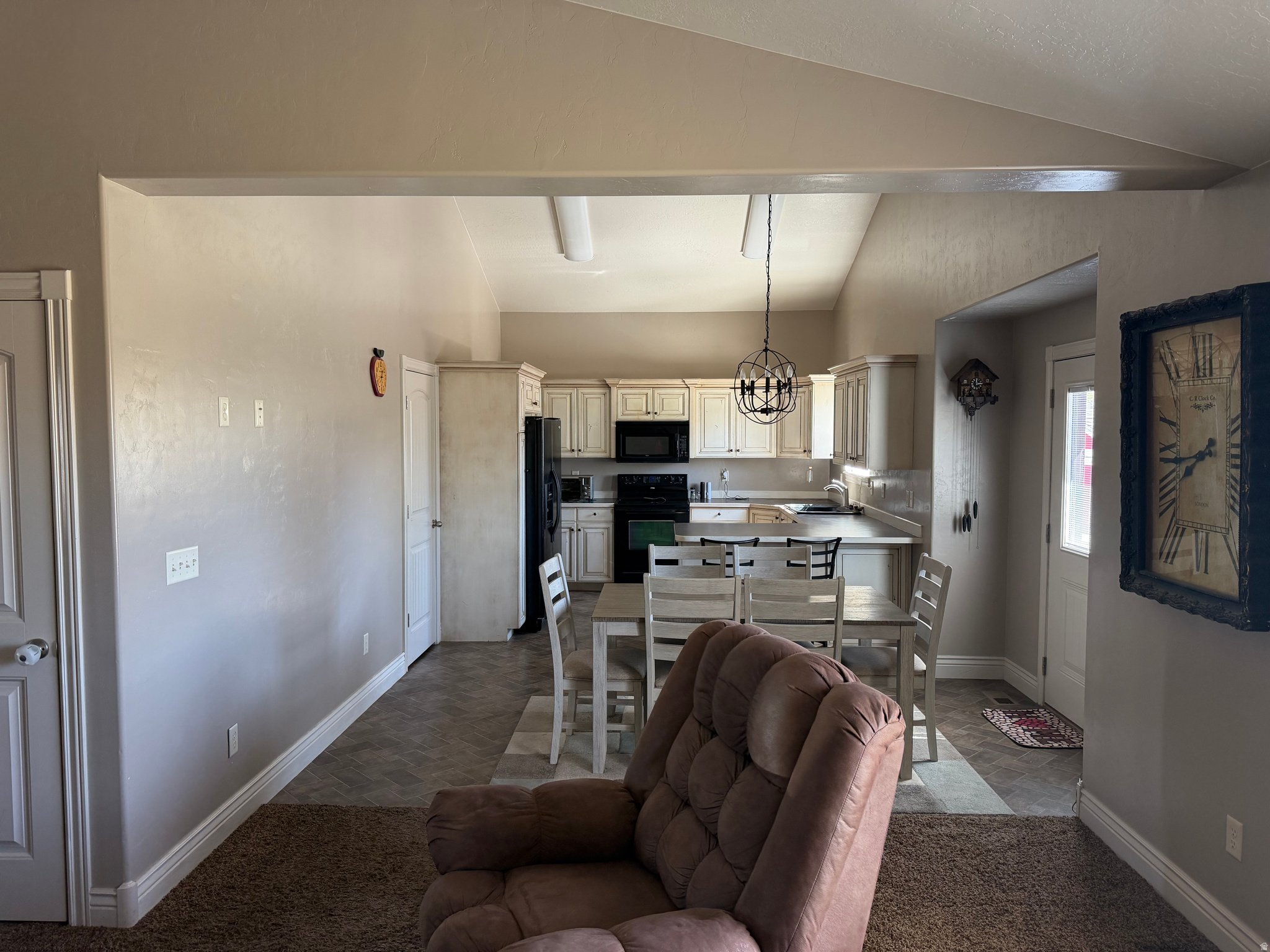 LIBERTY ESTATES - Residential
