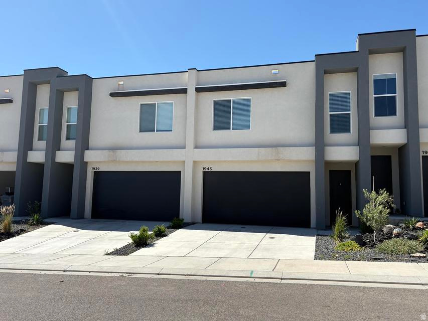 Beautiful, spacious 4 bedroom 2.5 bath townhome almost new, in great condition and ready for you. You will love the large blocked backyards and patios offered. Walking distance to all services, schools and parks. With a low monthly HOA fee, these units provide a great opportunity for a owner occupied or for the perfect investment property. The units in this complex are currently renting for $1950 to $2150 per month. Seller will look at all reasonable offers.