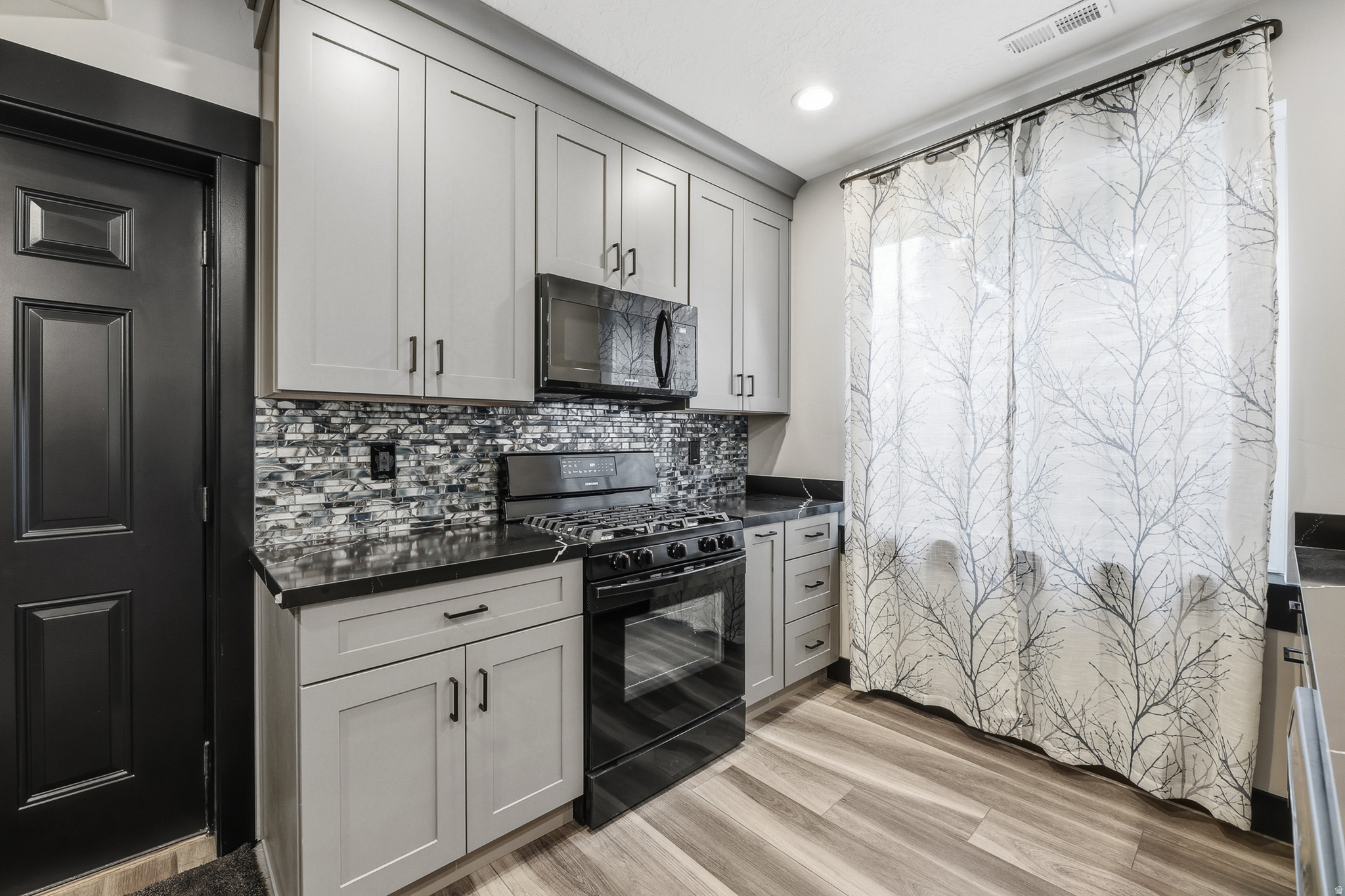 COVE AT HERRIMAN SPRINGS PHASE 3 - Residential