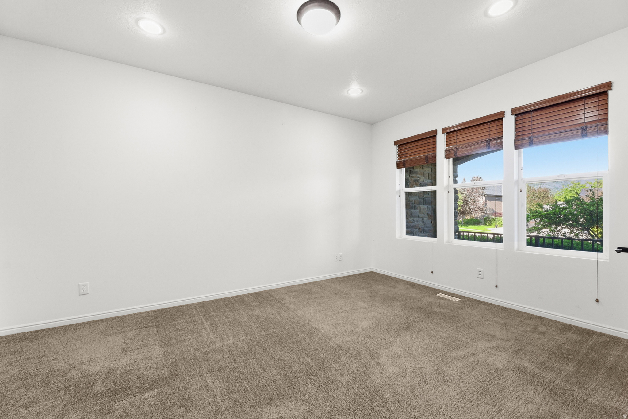 COVE AT HERRIMAN SPRINGS PHASE 3 - Residential