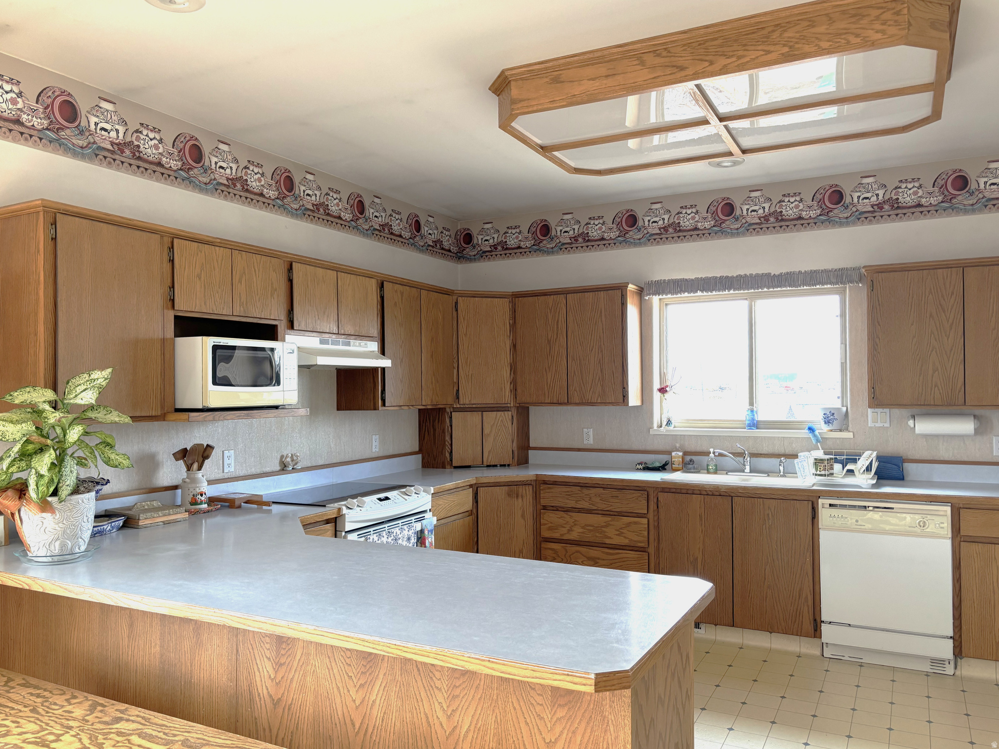 PIONEER ESTATES - Residential