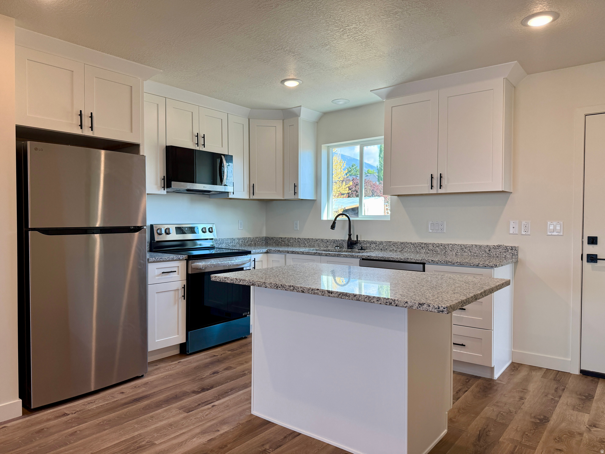 GOSSAMER PLACE - Residential
