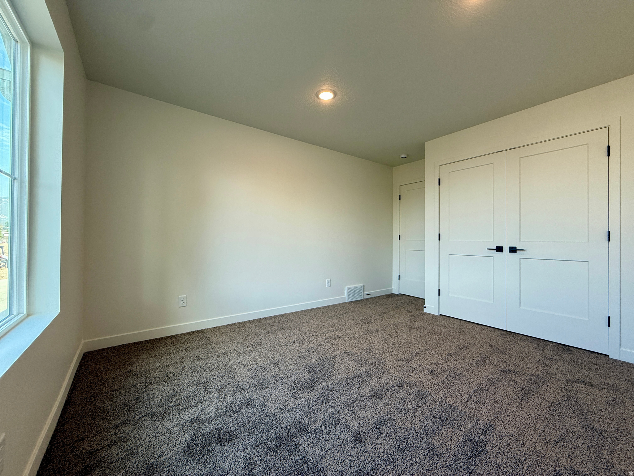 GOSSAMER PLACE - Residential