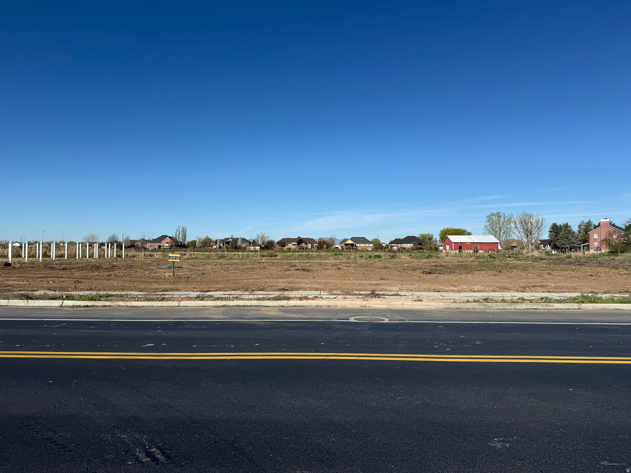 PAPPY ESTATES - Land