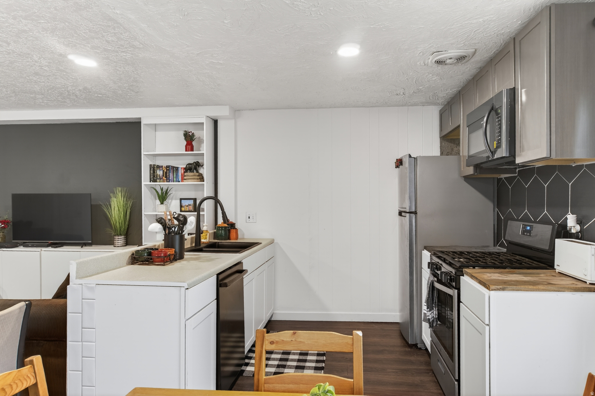 CASTLEBROOK - Residential