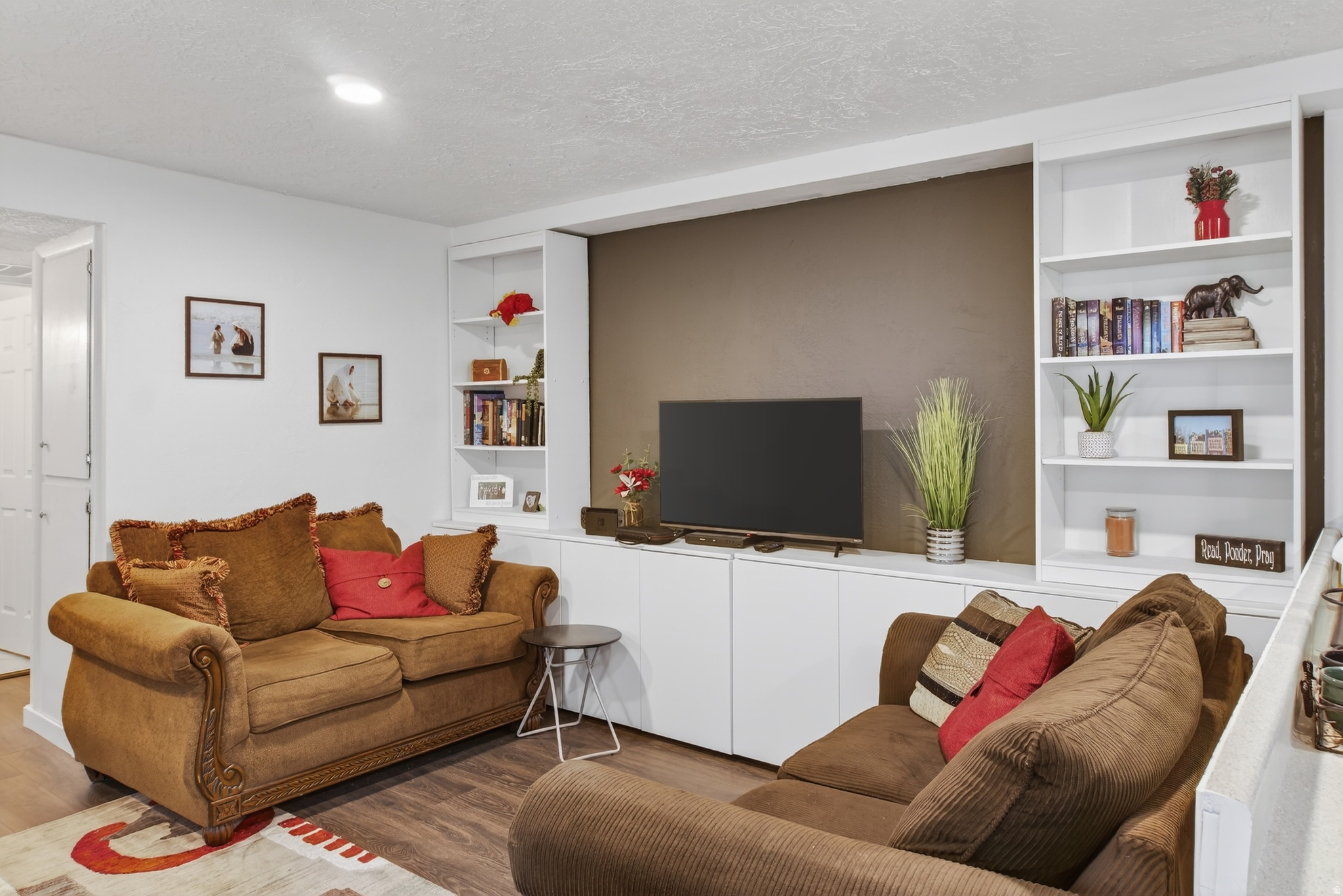 CASTLEBROOK - Residential