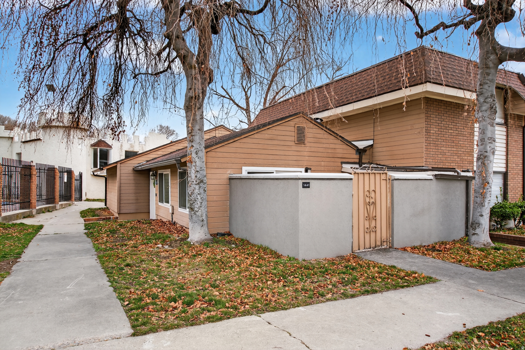 CASTLEBROOK - Residential