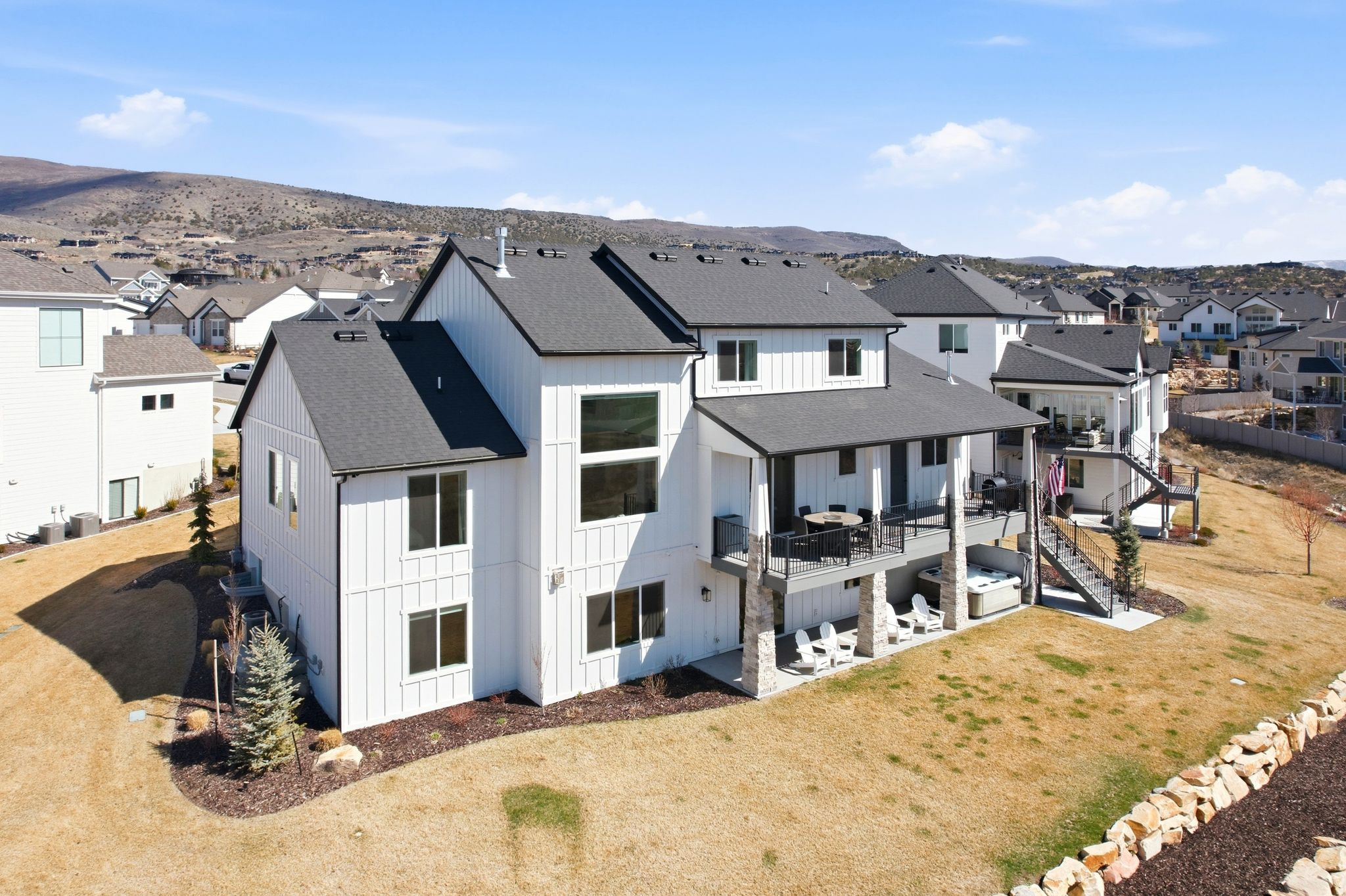 STONE CREEK - Residential