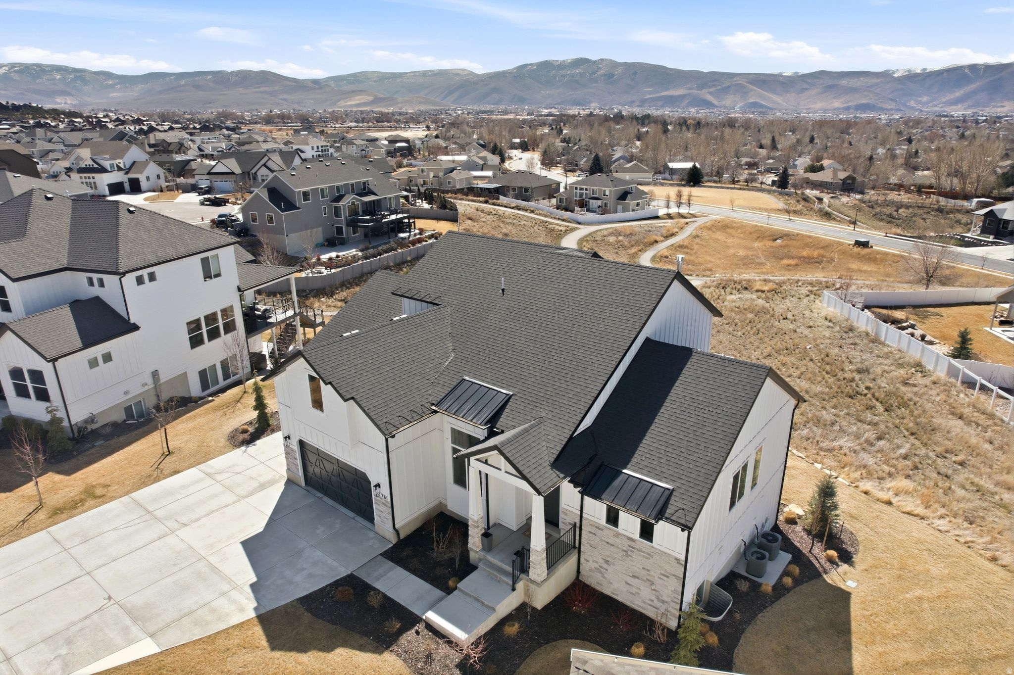 STONE CREEK - Residential