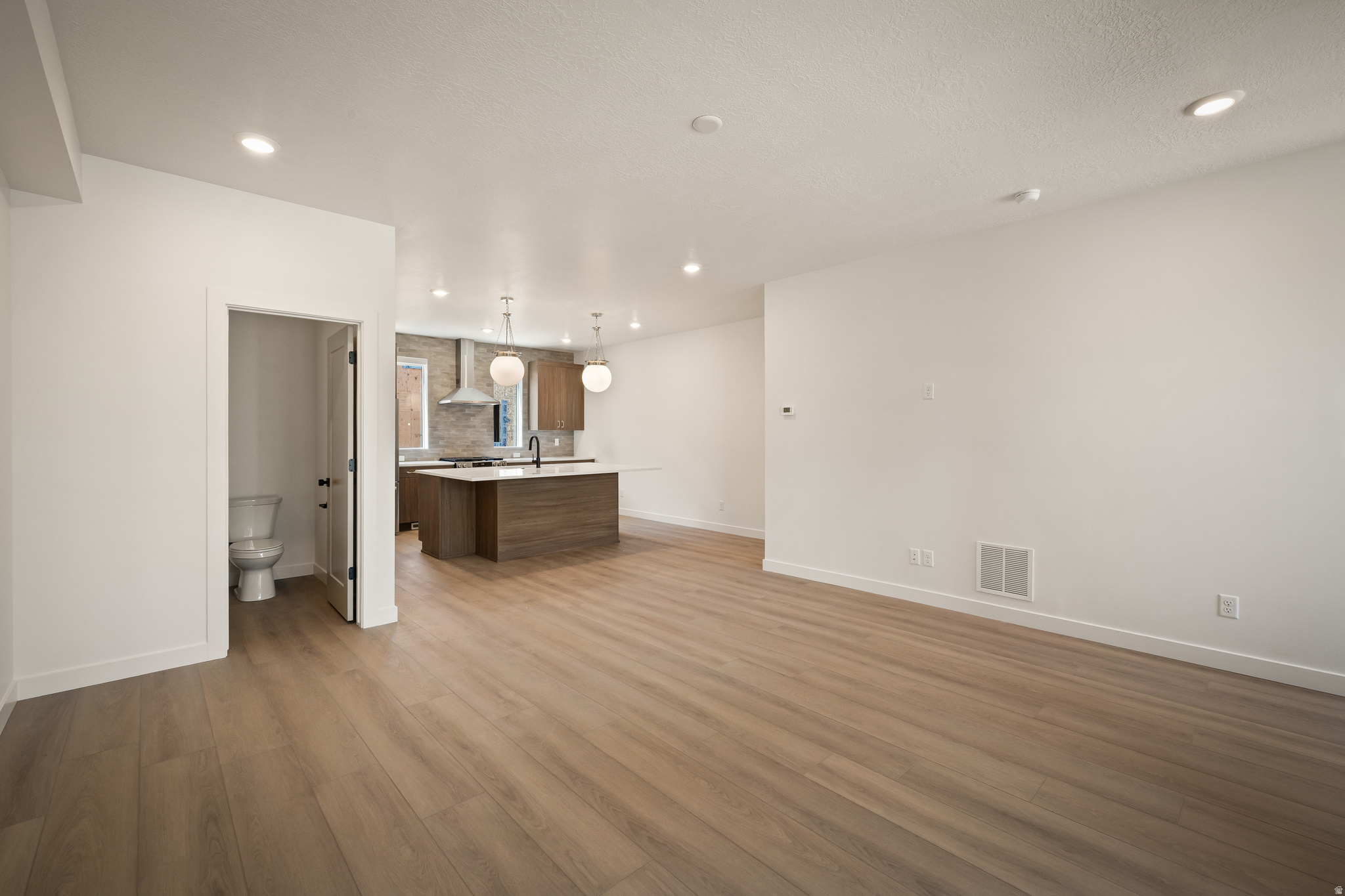 THE IVY - Residential