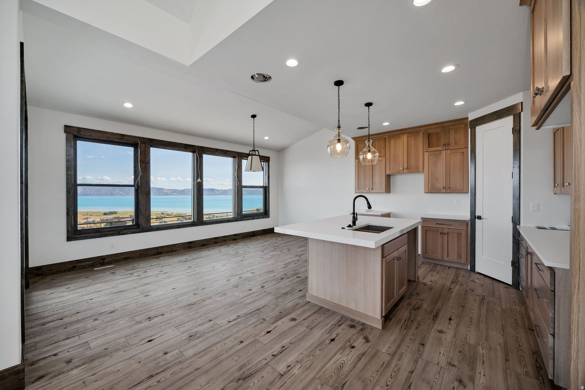 THE KNOLL AT THE RESERVE - Residential