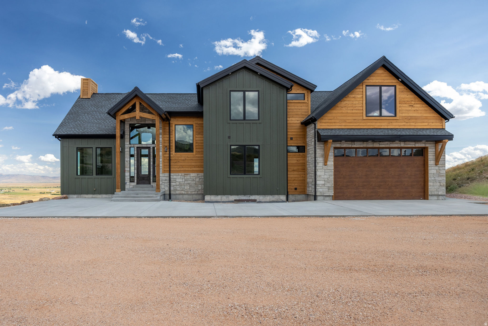 THE KNOLL AT THE RESERVE - Residential