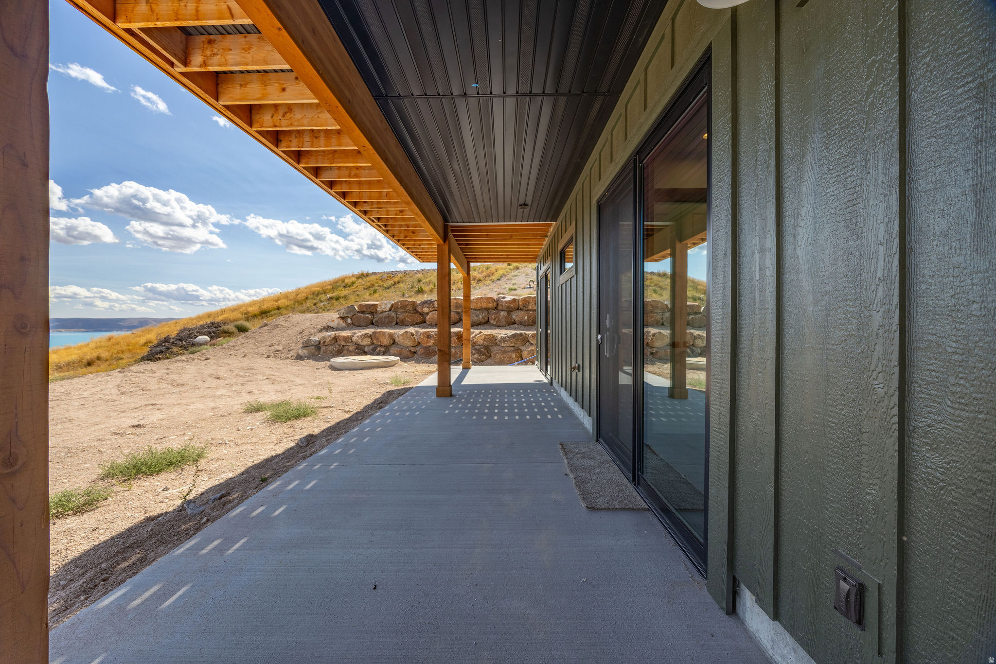 THE KNOLL AT THE RESERVE - Residential