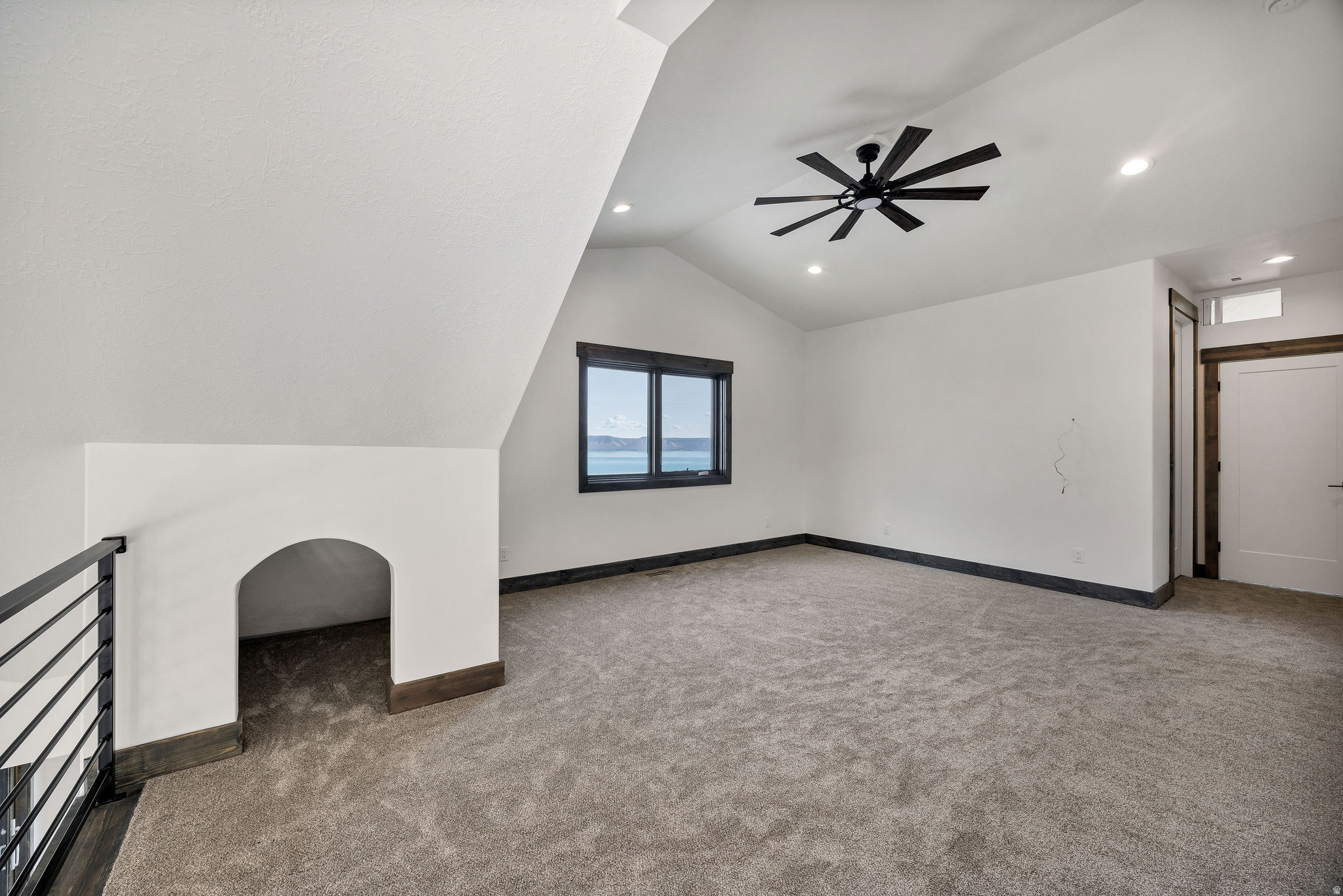 THE KNOLL AT THE RESERVE - Residential
