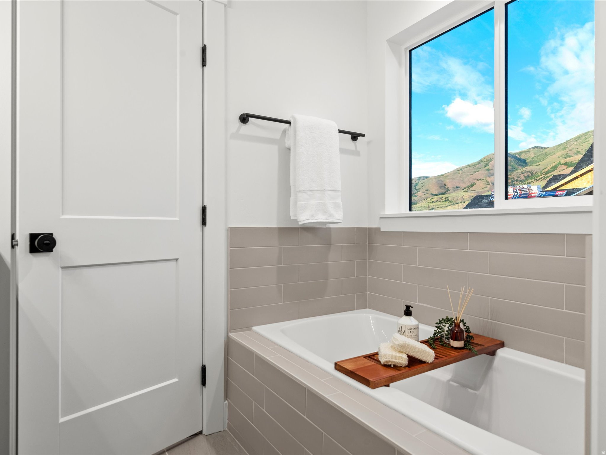 PERRY VIEW TOWNHOMES - Residential