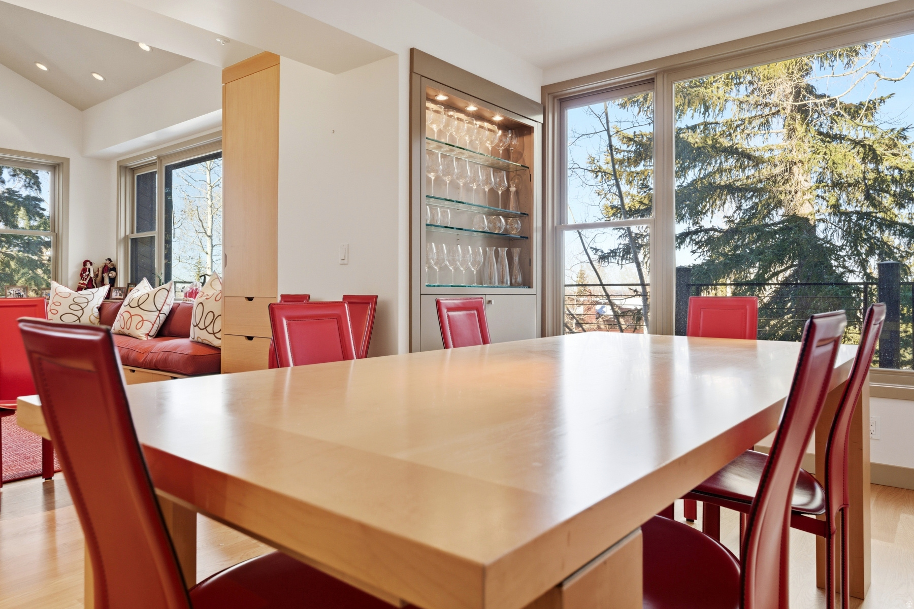 TRAILSIDE - Residential
