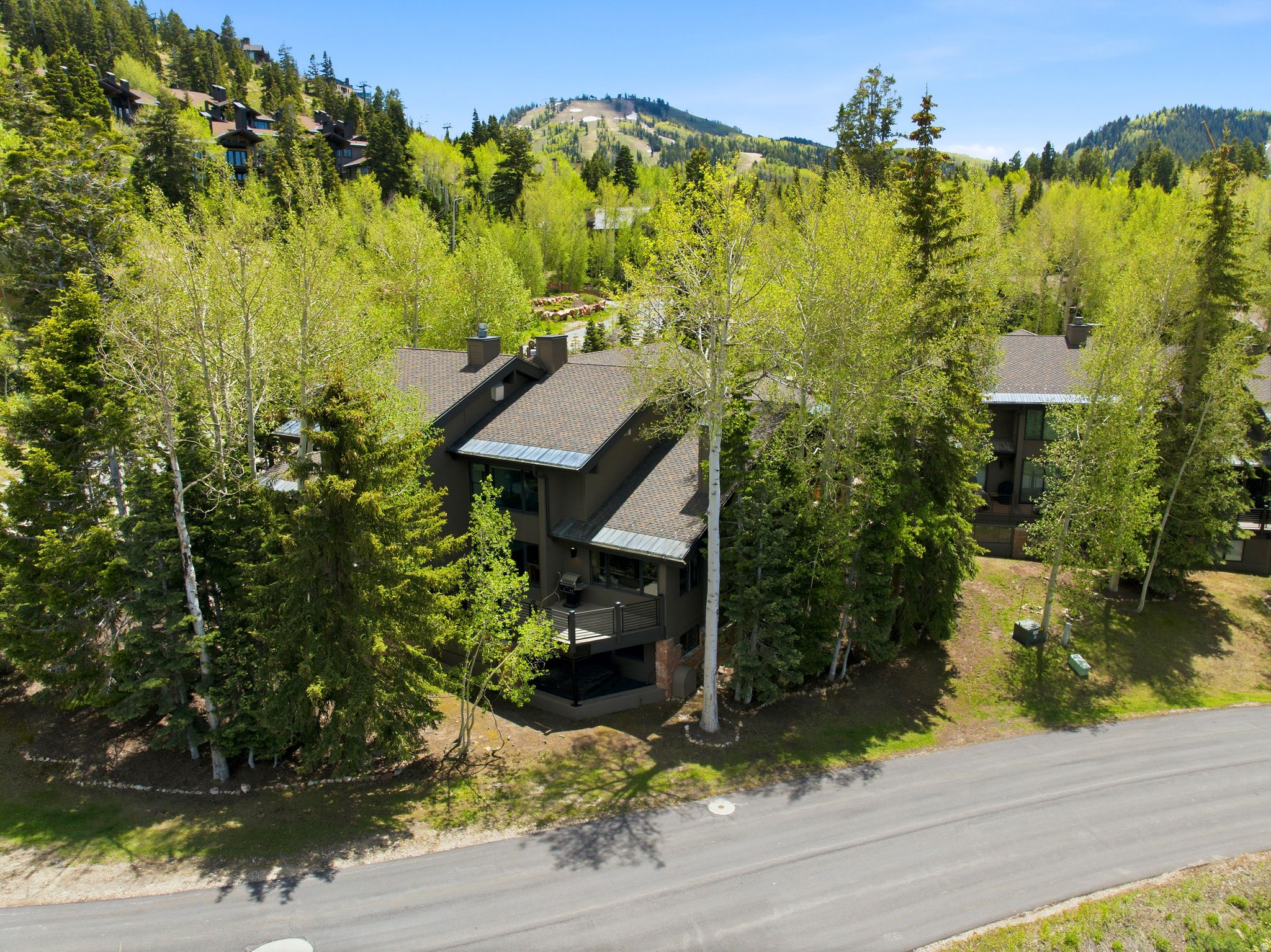 TRAILSIDE - Residential