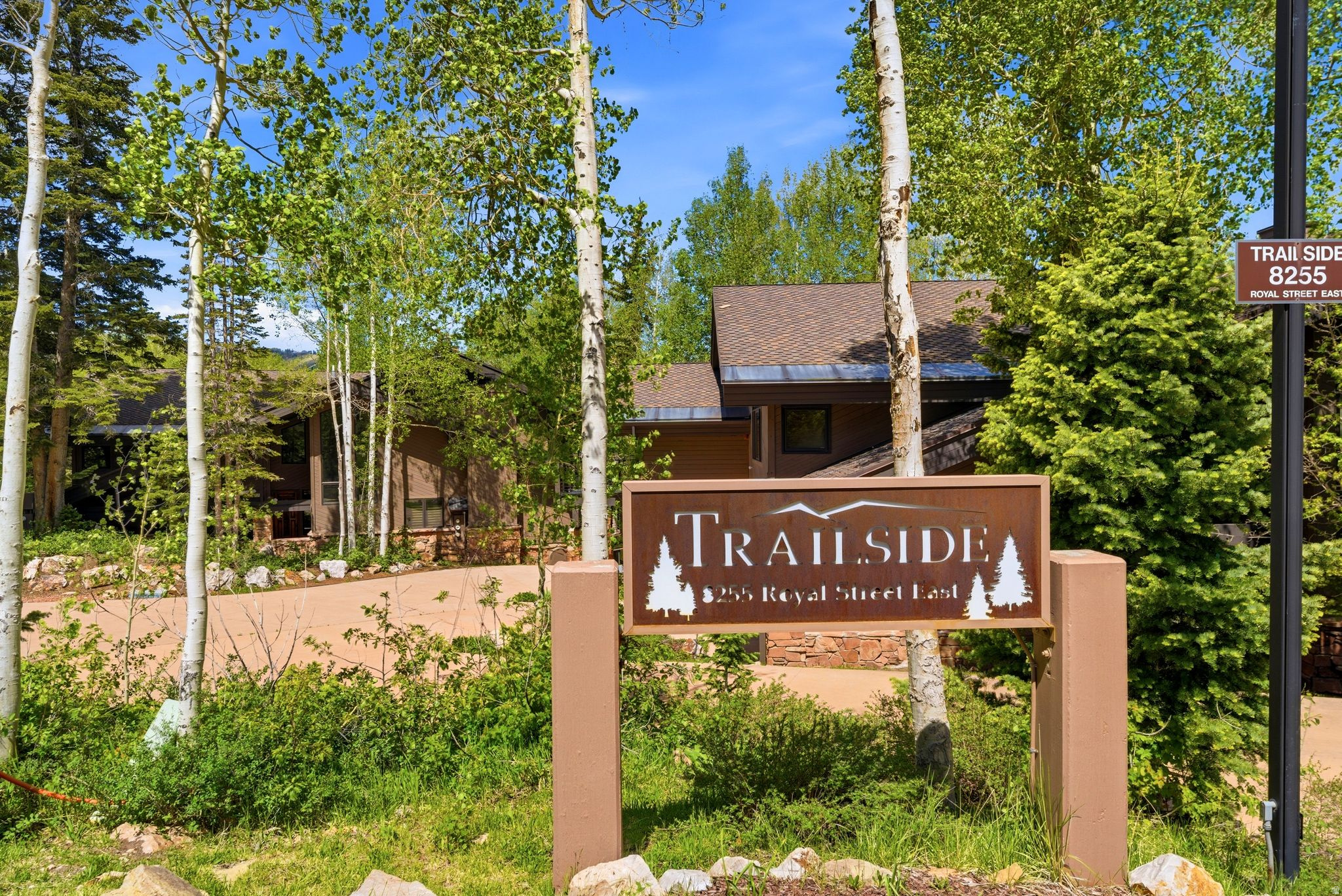 TRAILSIDE - Residential