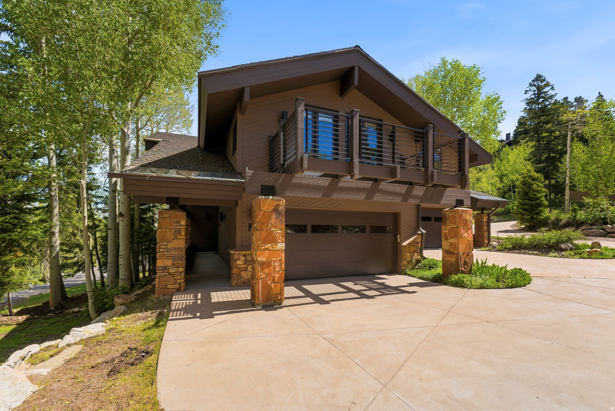 TRAILSIDE - Residential