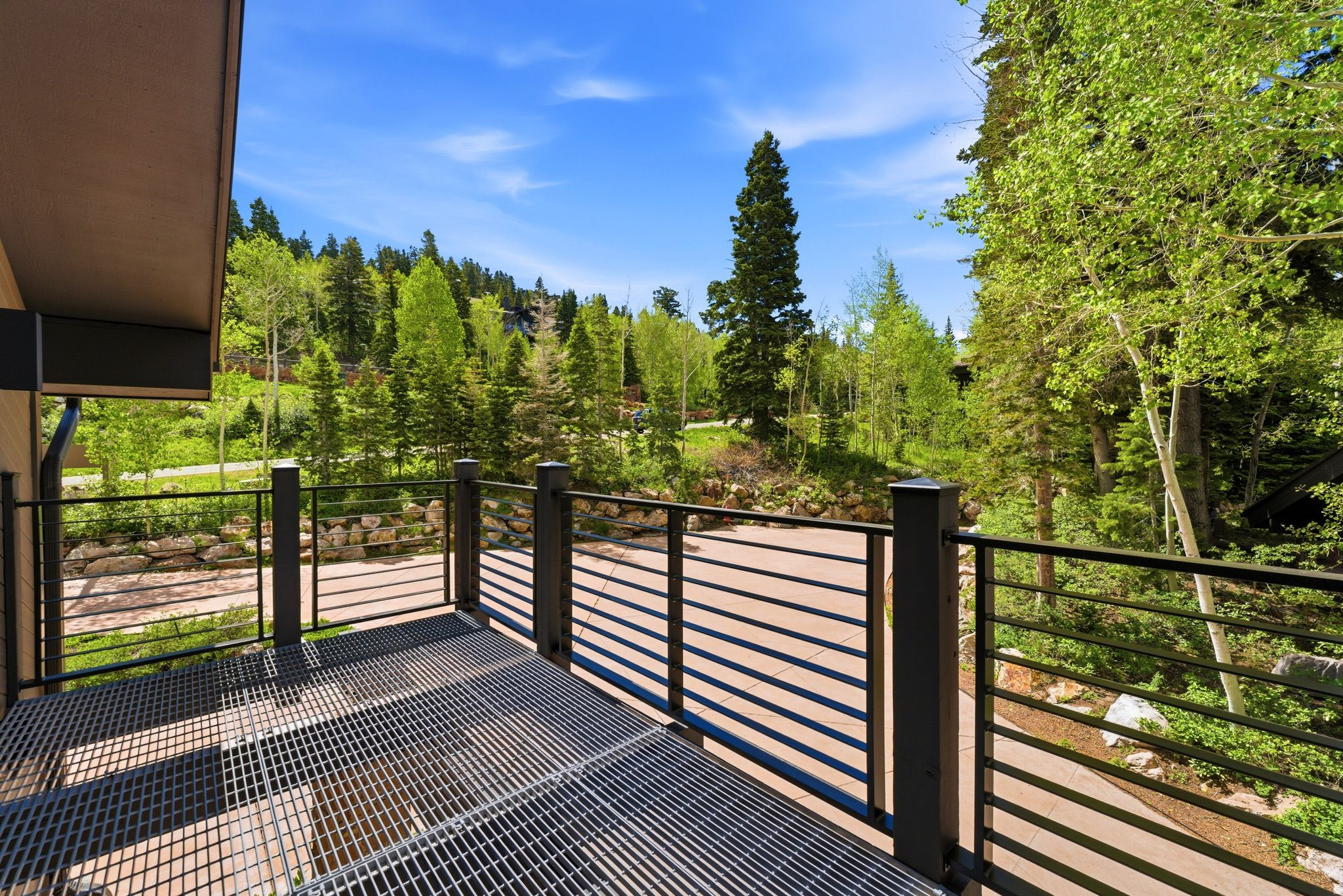 TRAILSIDE - Residential