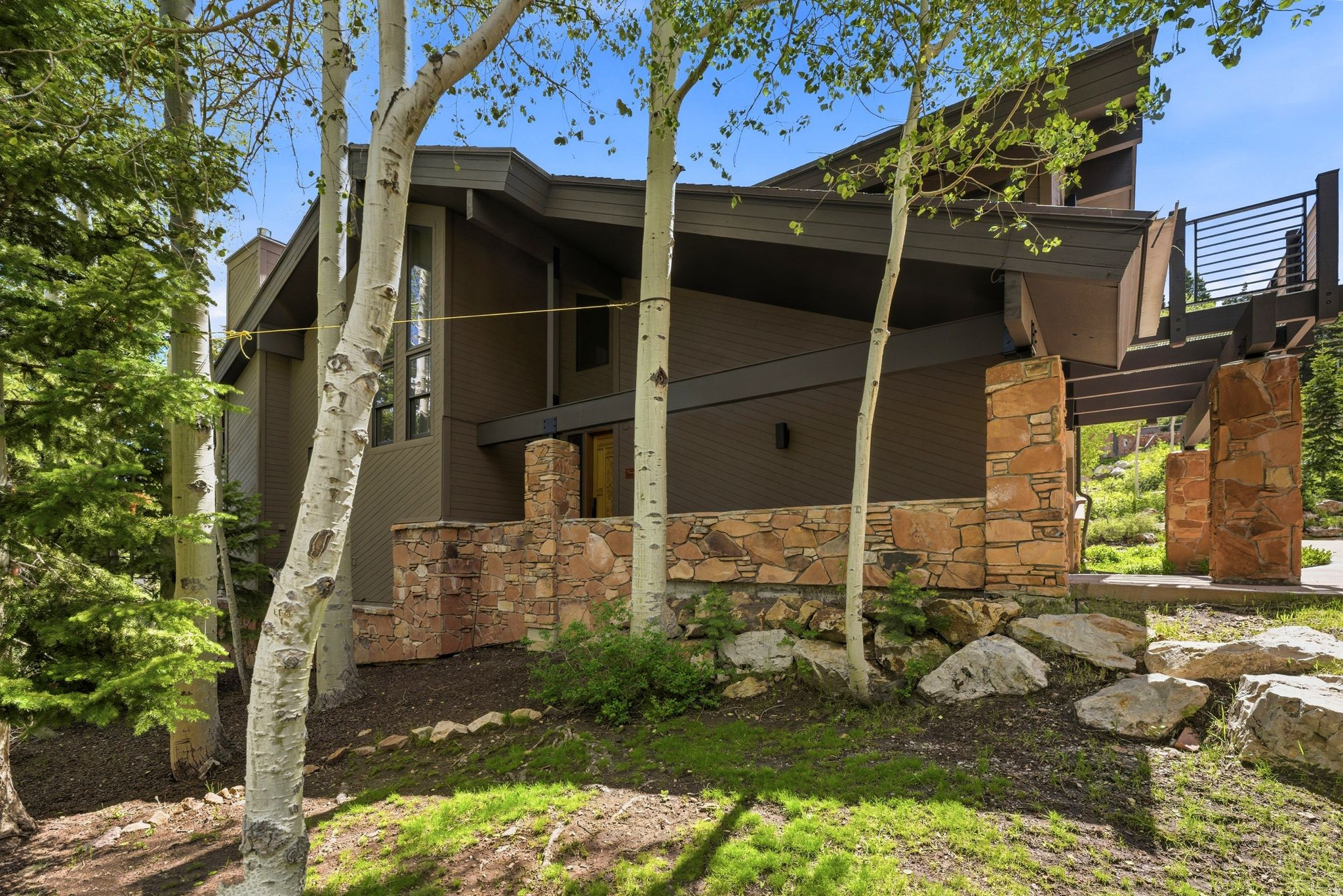 TRAILSIDE - Residential