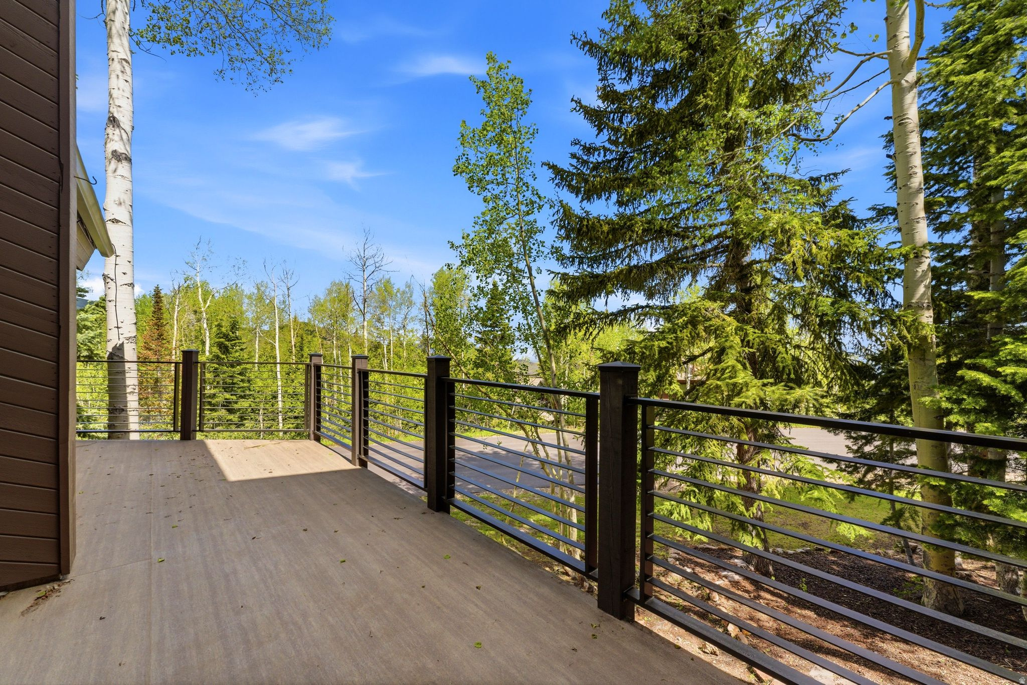 TRAILSIDE - Residential