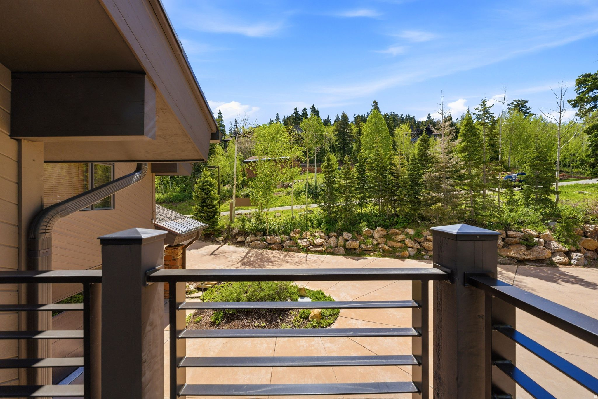 TRAILSIDE - Residential