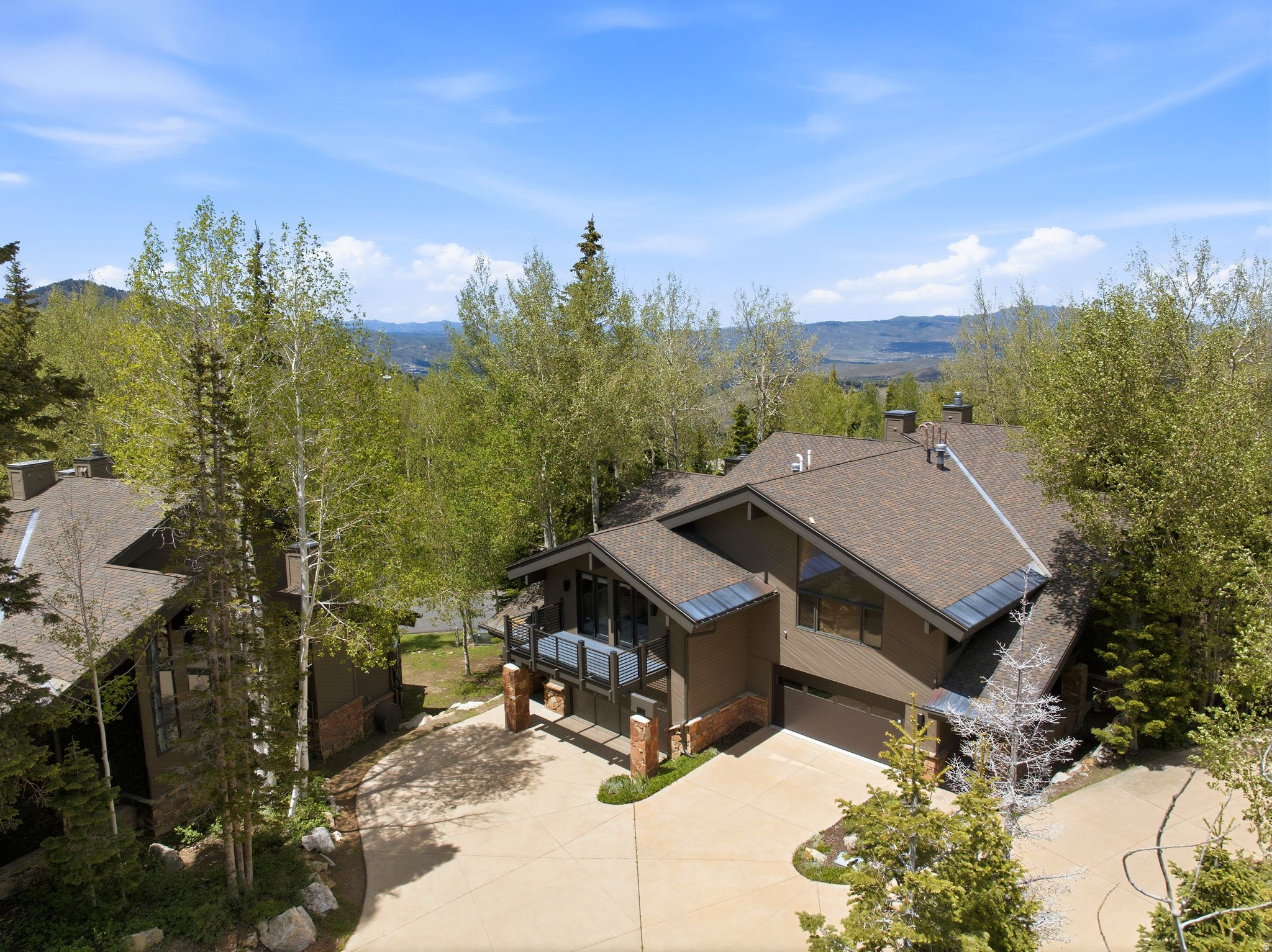 TRAILSIDE - Residential