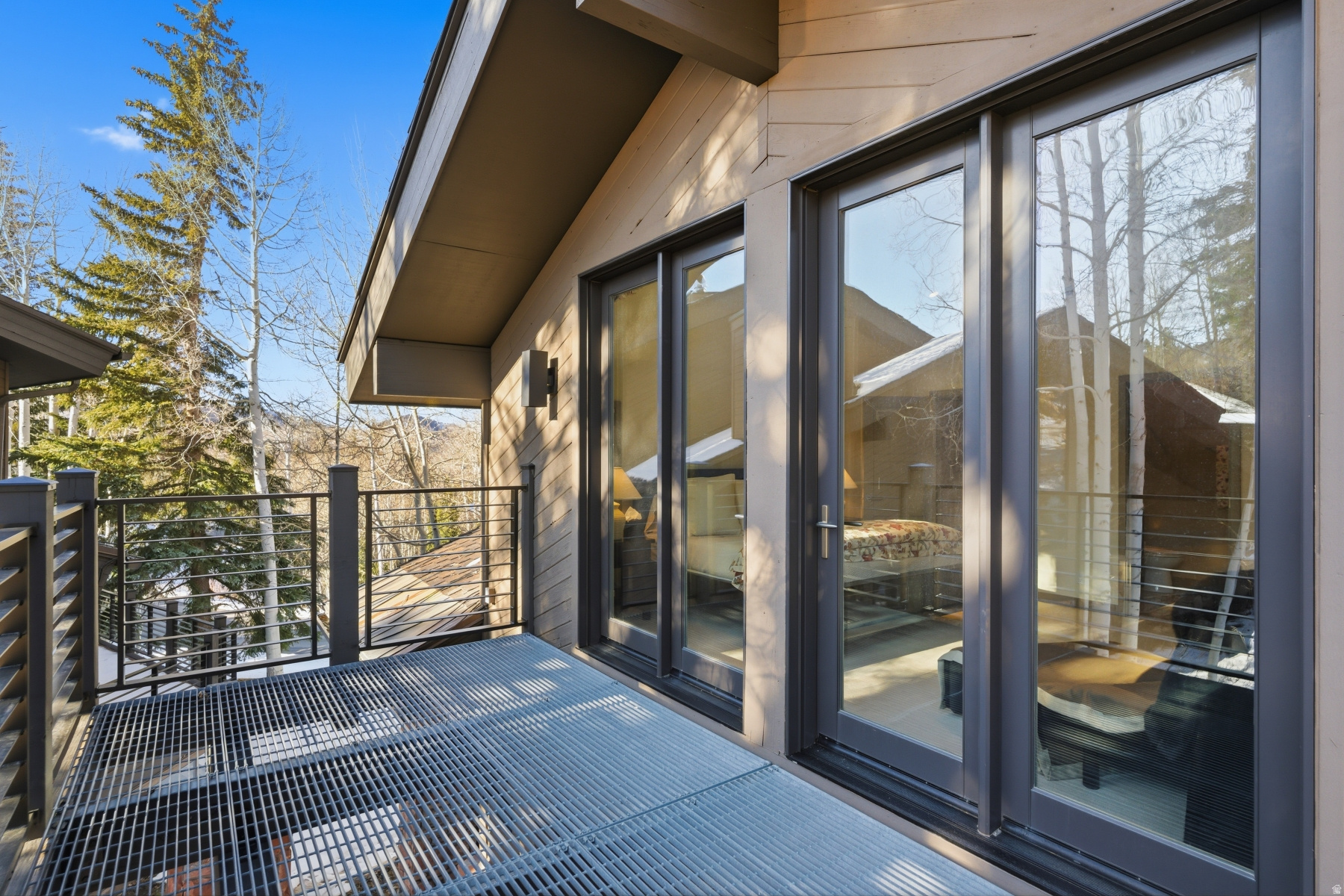 TRAILSIDE - Residential