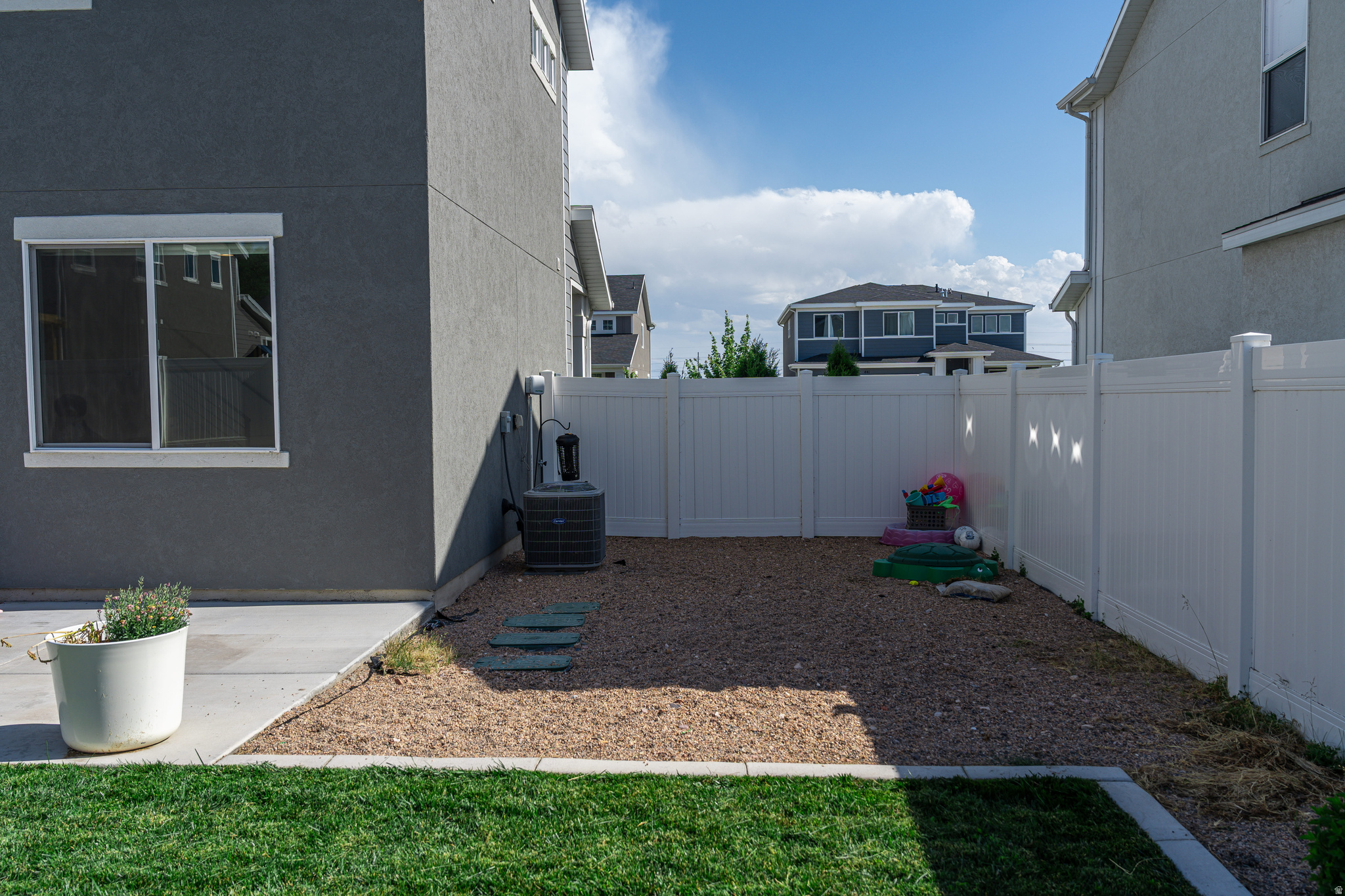 STONECREEK - Residential
