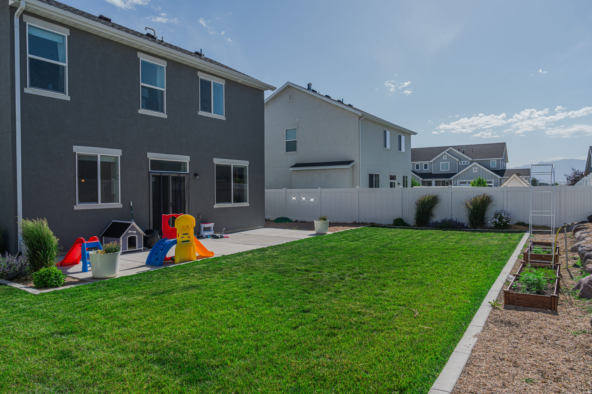 STONECREEK - Residential