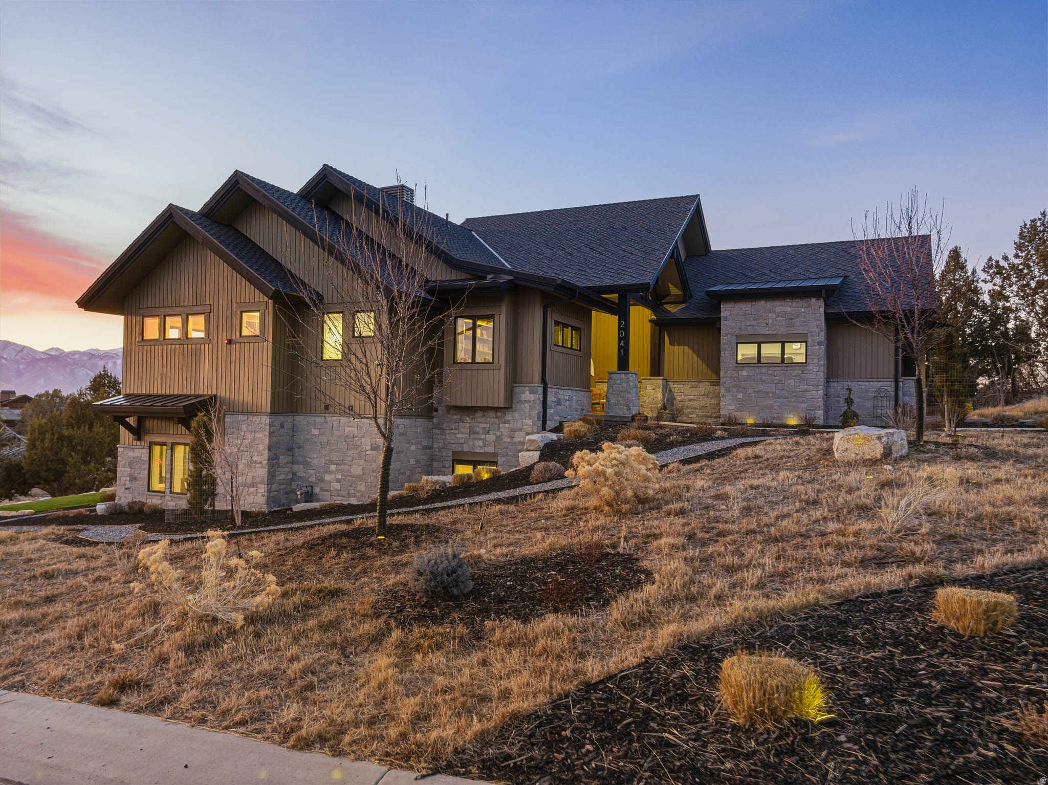 RED LEDGES - Residential