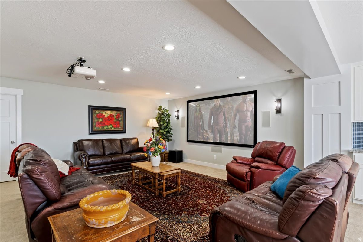 SNOW SPRINGS - Residential