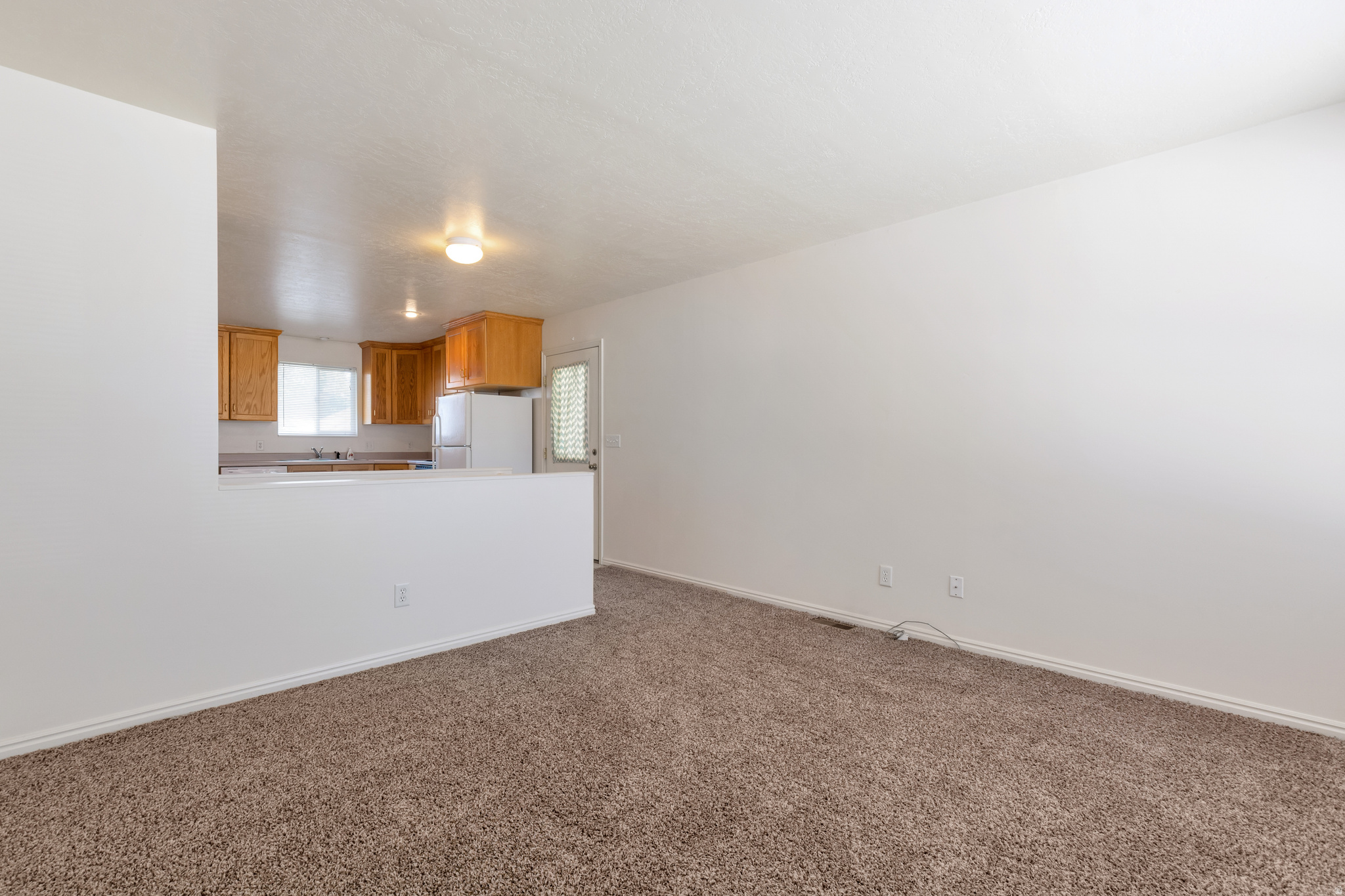 LLOYD - Residential