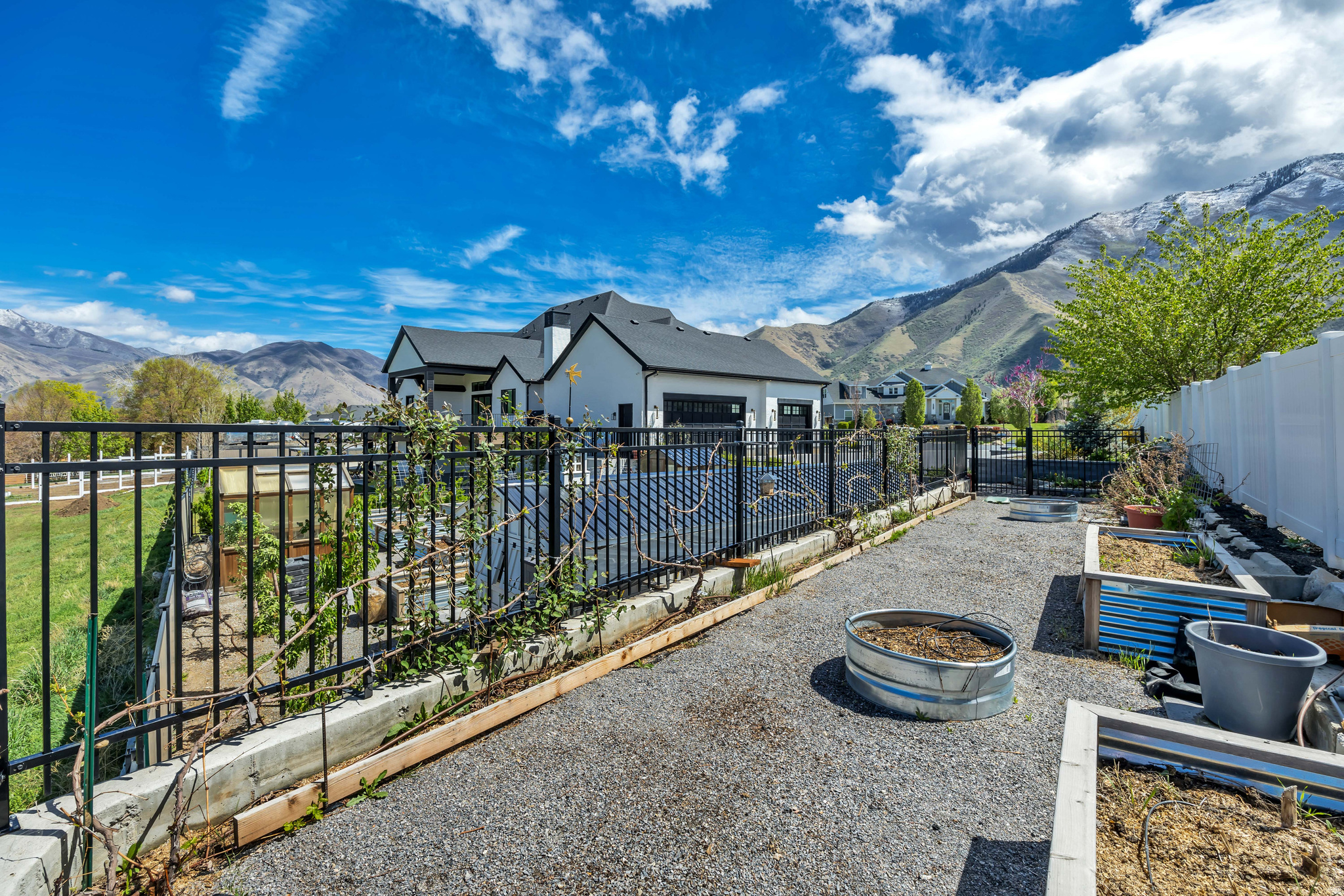 HILLCREST PHASE 1 - Residential