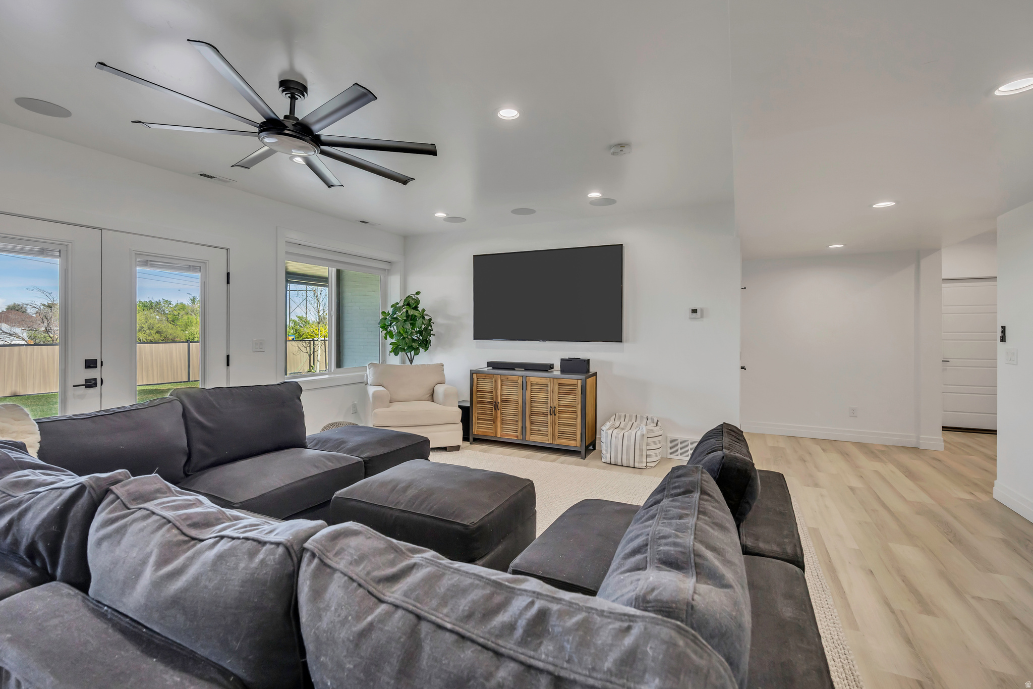 HILLCREST PHASE 1 - Residential