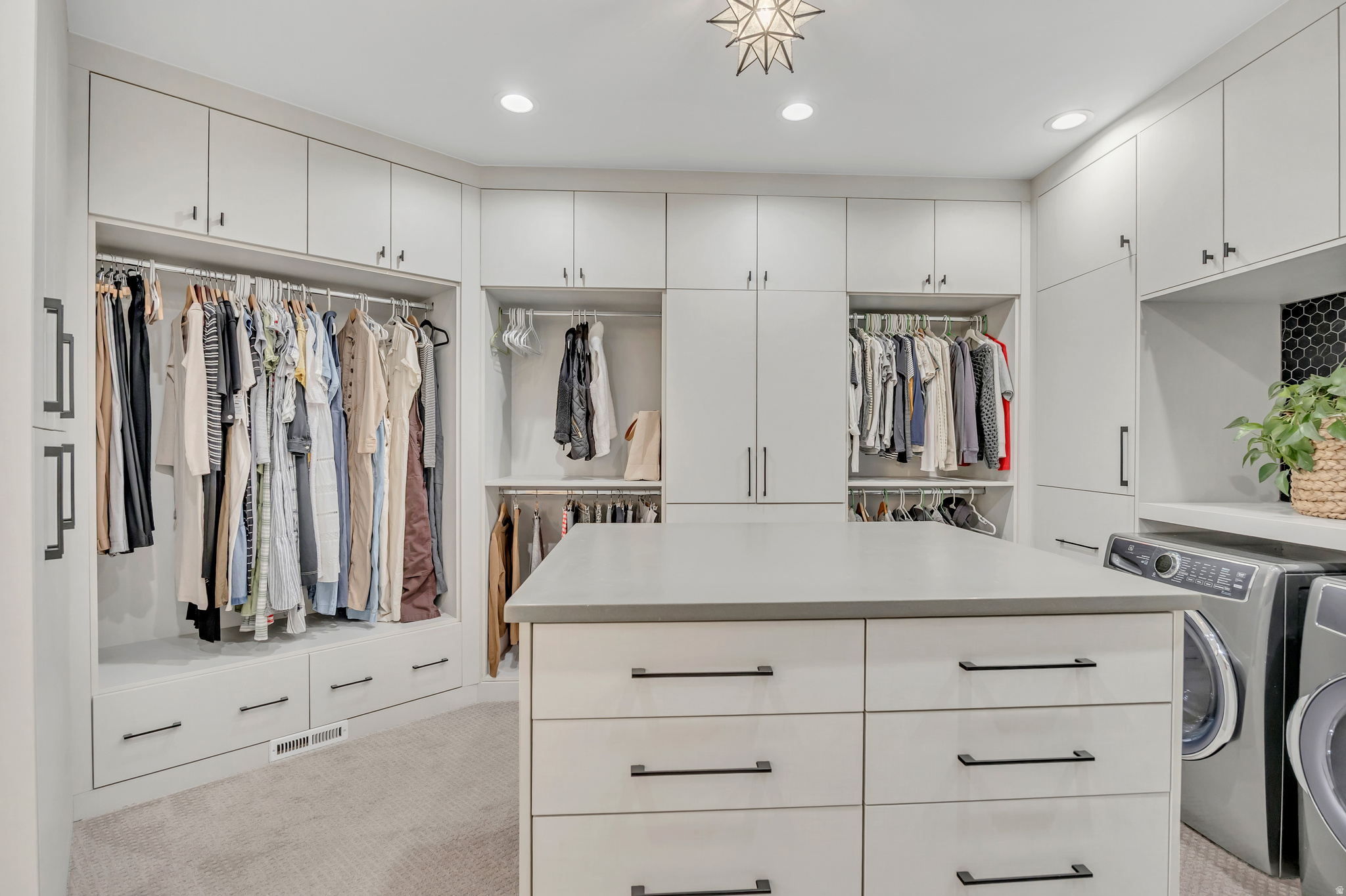 HILLCREST PHASE 1 - Residential