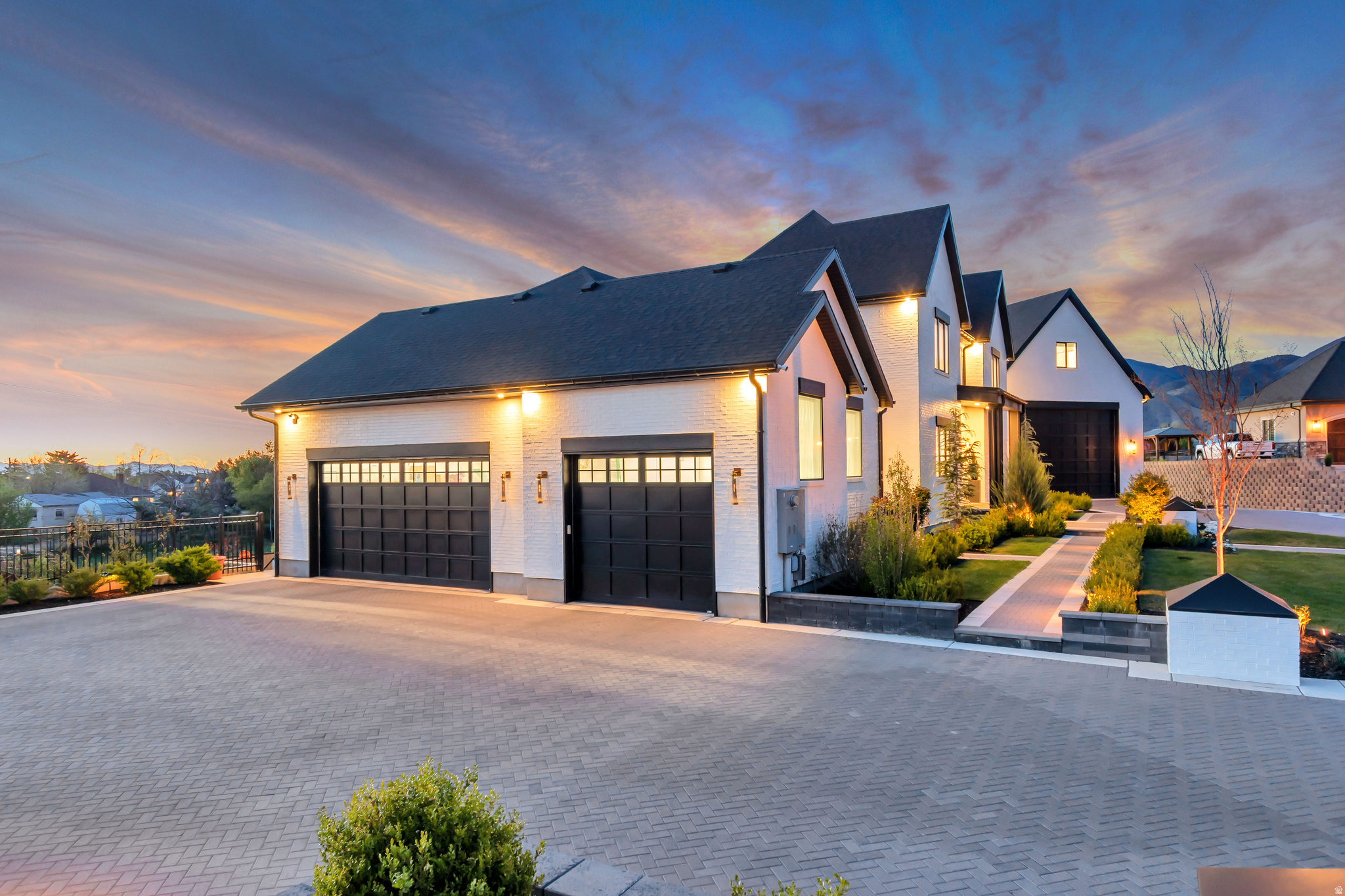 HILLCREST PHASE 1 - Residential