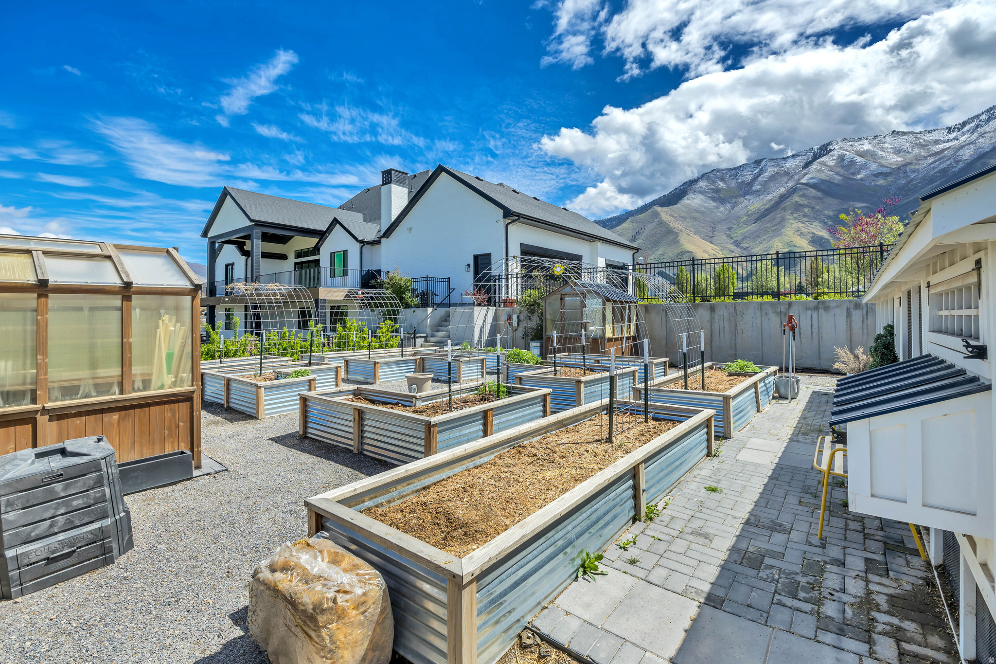 HILLCREST PHASE 1 - Residential