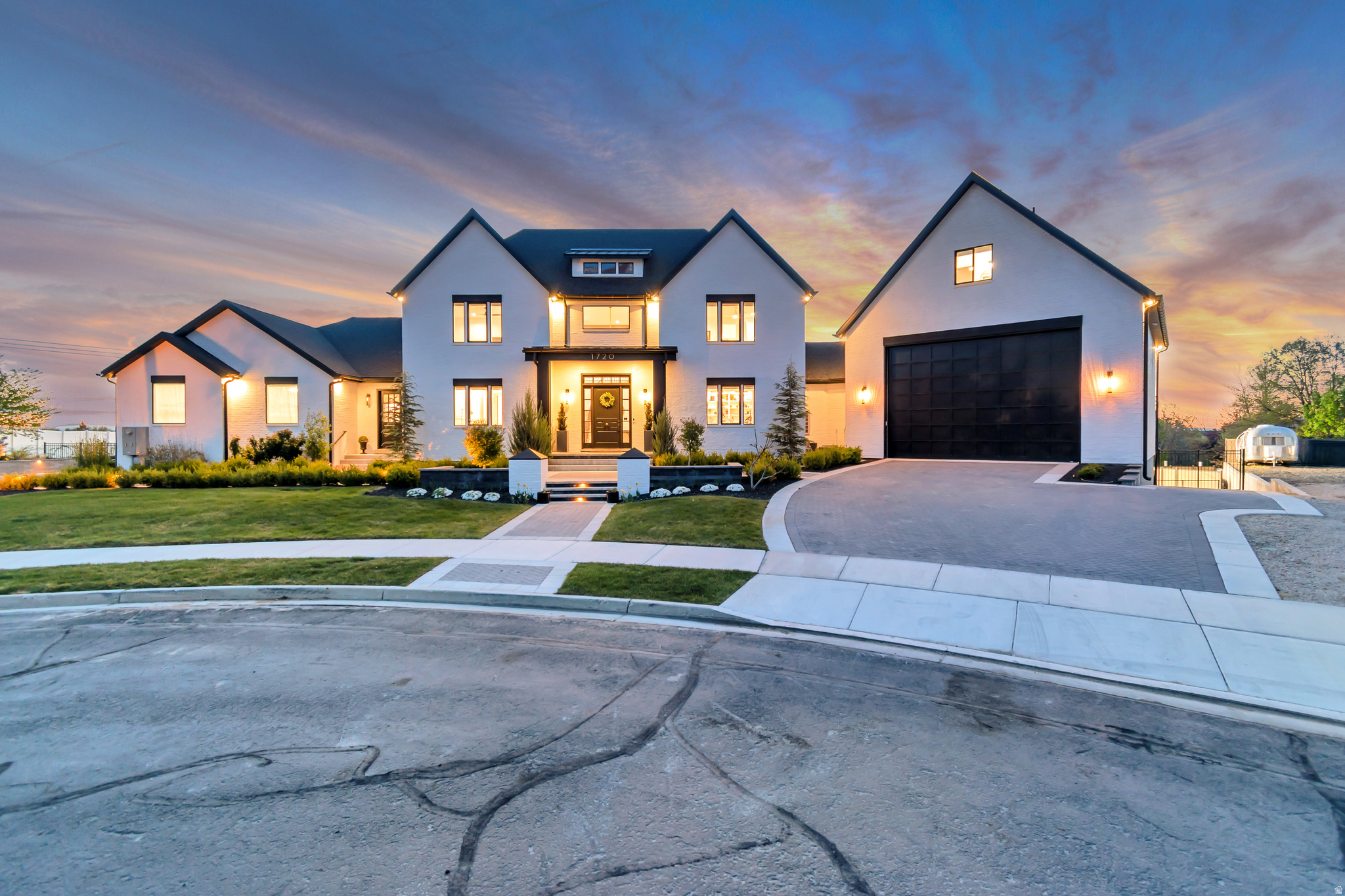 HILLCREST PHASE 1 - Residential
