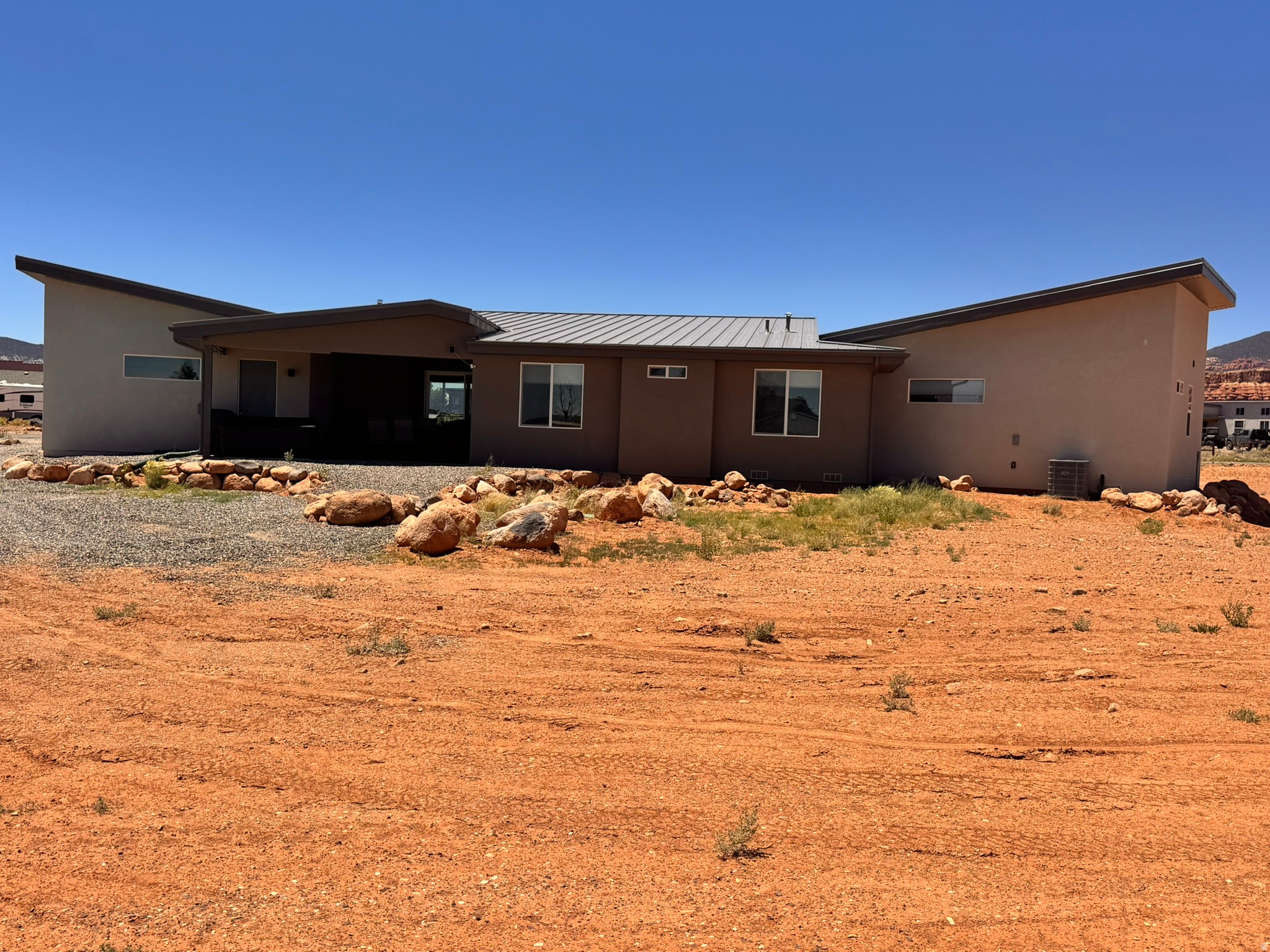 RAINBOW RIM - Residential
