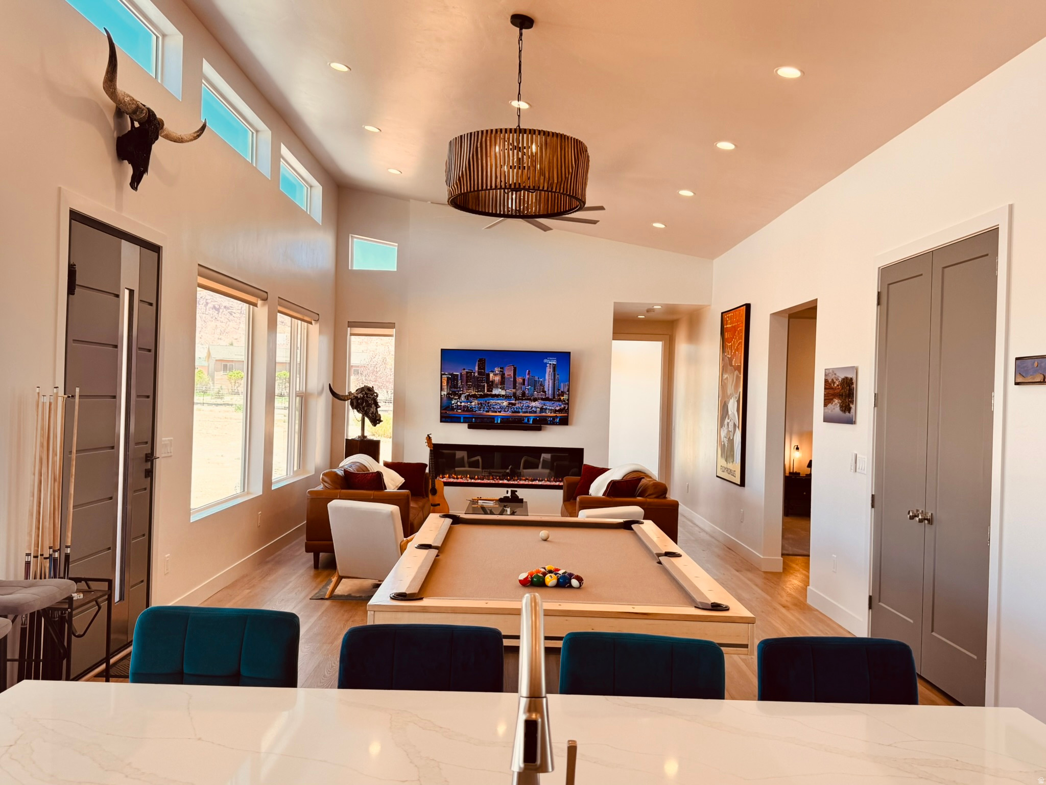 RAINBOW RIM - Residential
