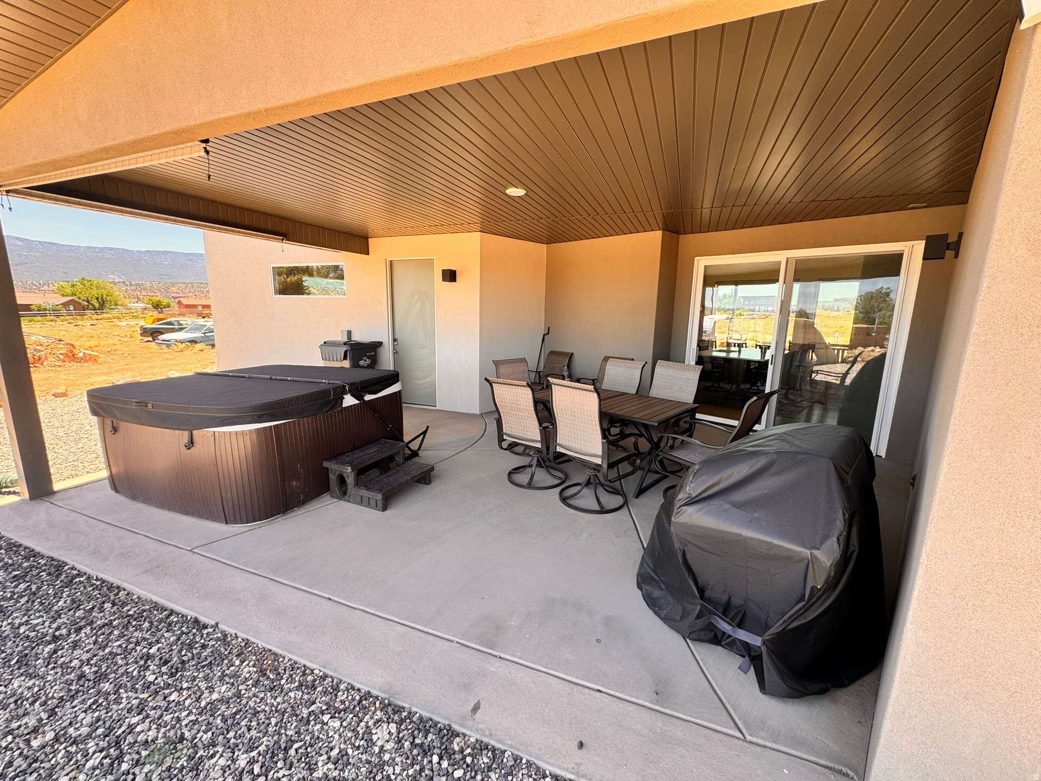 RAINBOW RIM - Residential