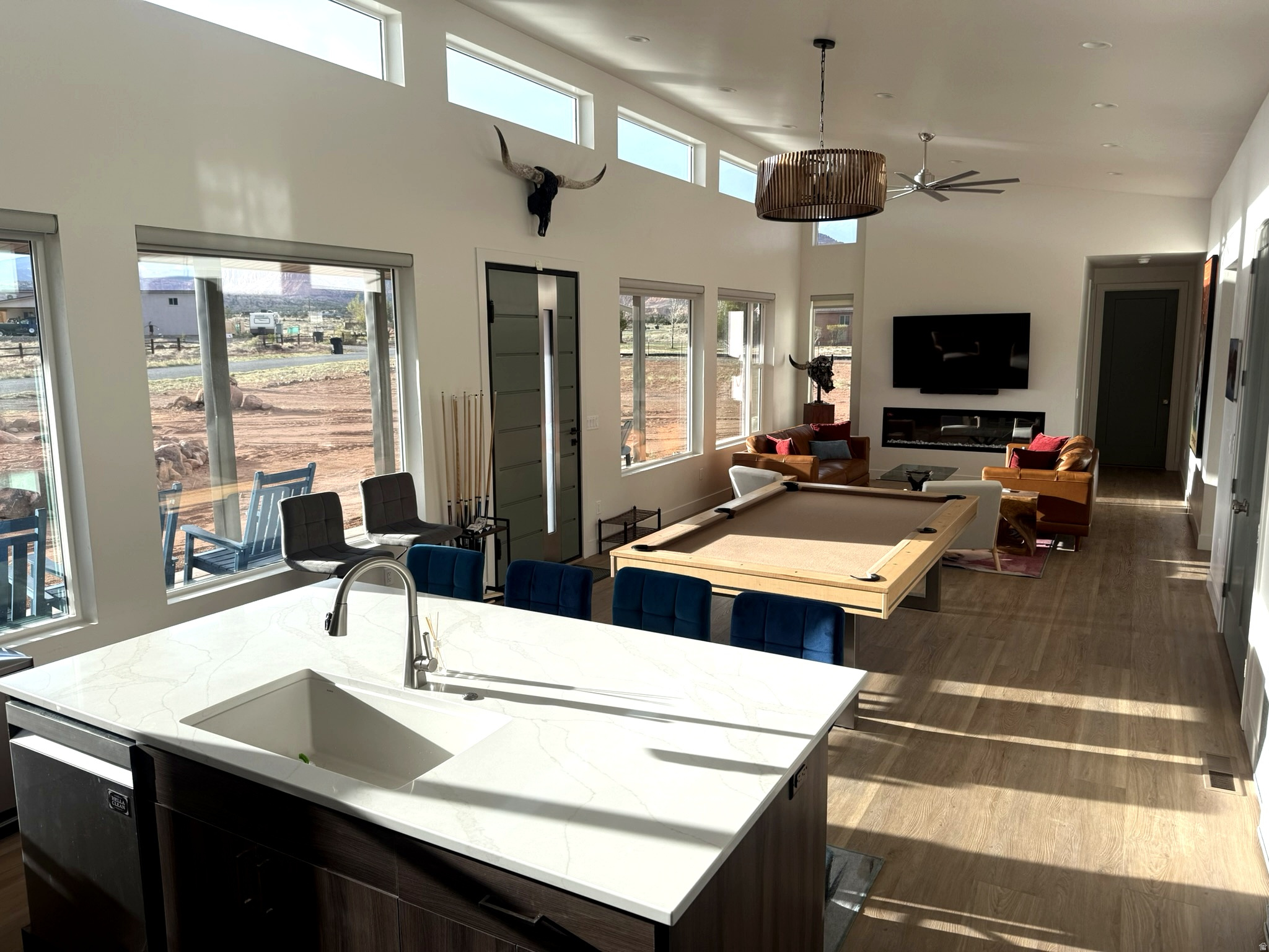 RAINBOW RIM - Residential