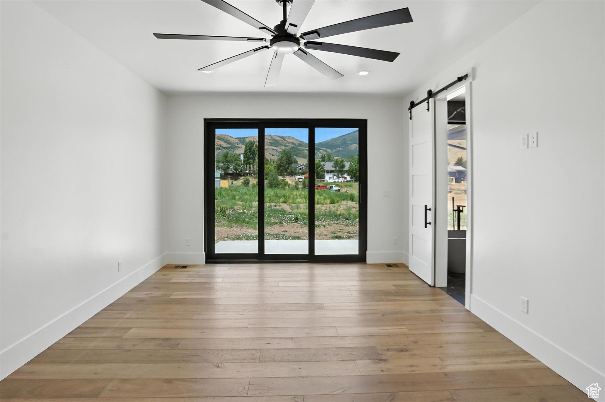 NORTH FORK MEADOWS - Residential