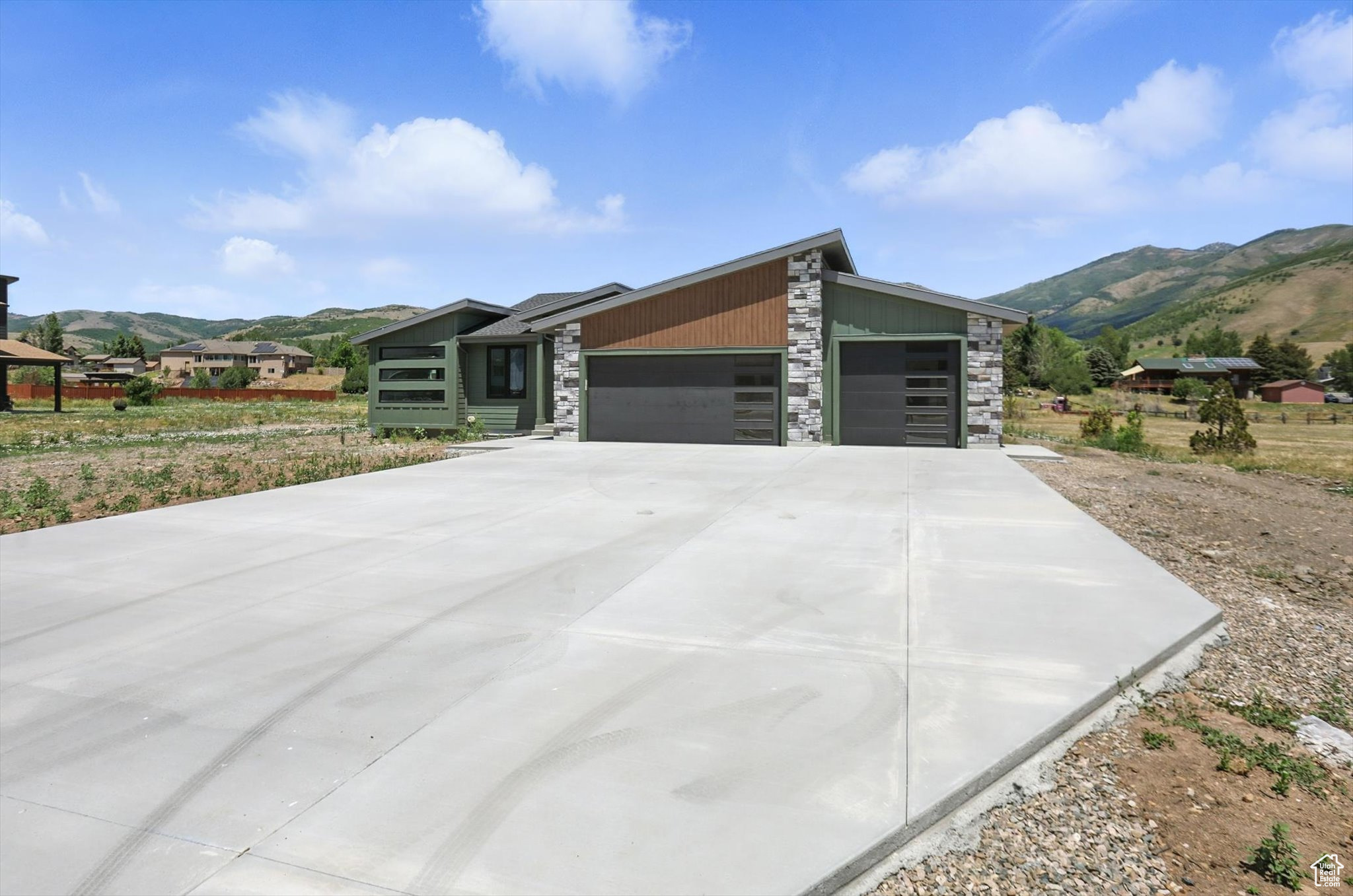 NORTH FORK MEADOWS - Residential