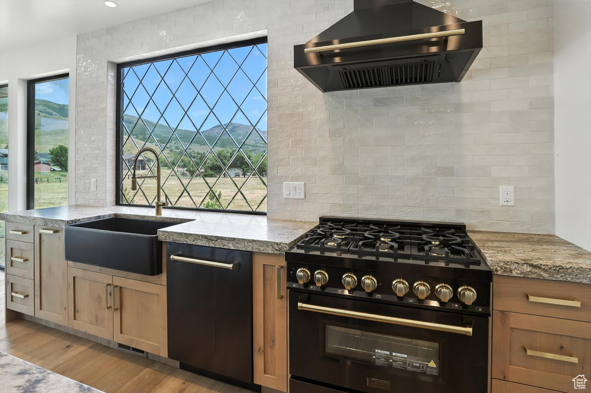 NORTH FORK MEADOWS - Residential