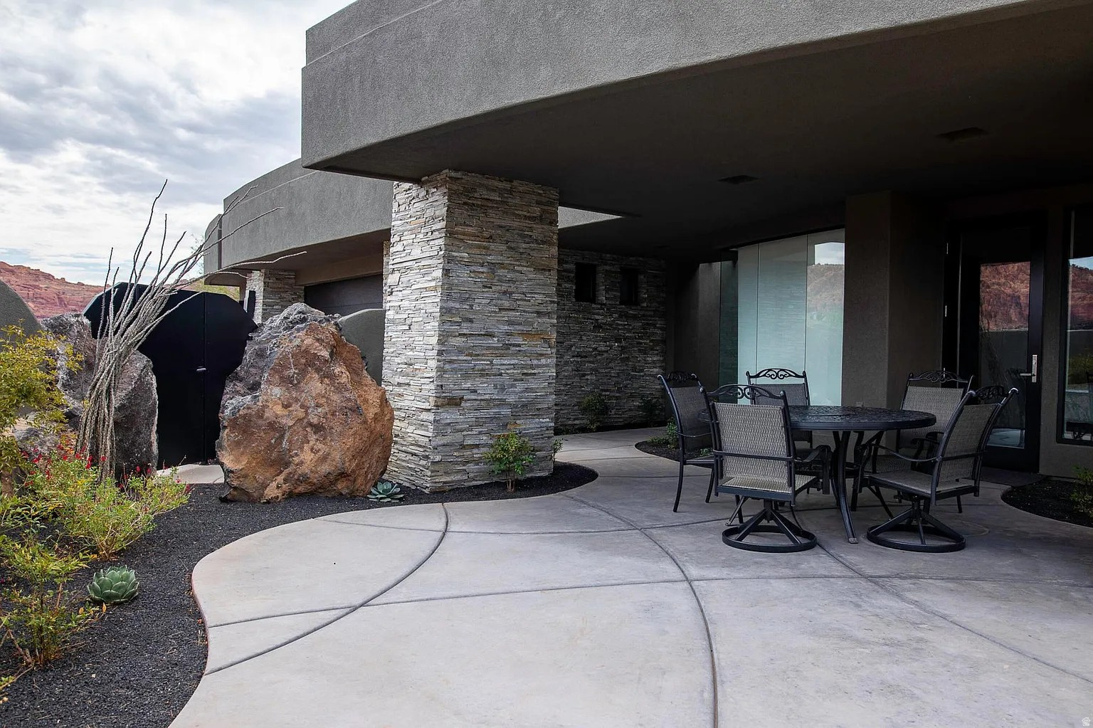 RESERVE OF ENTRADA SNOW CANYON EST A - Residential