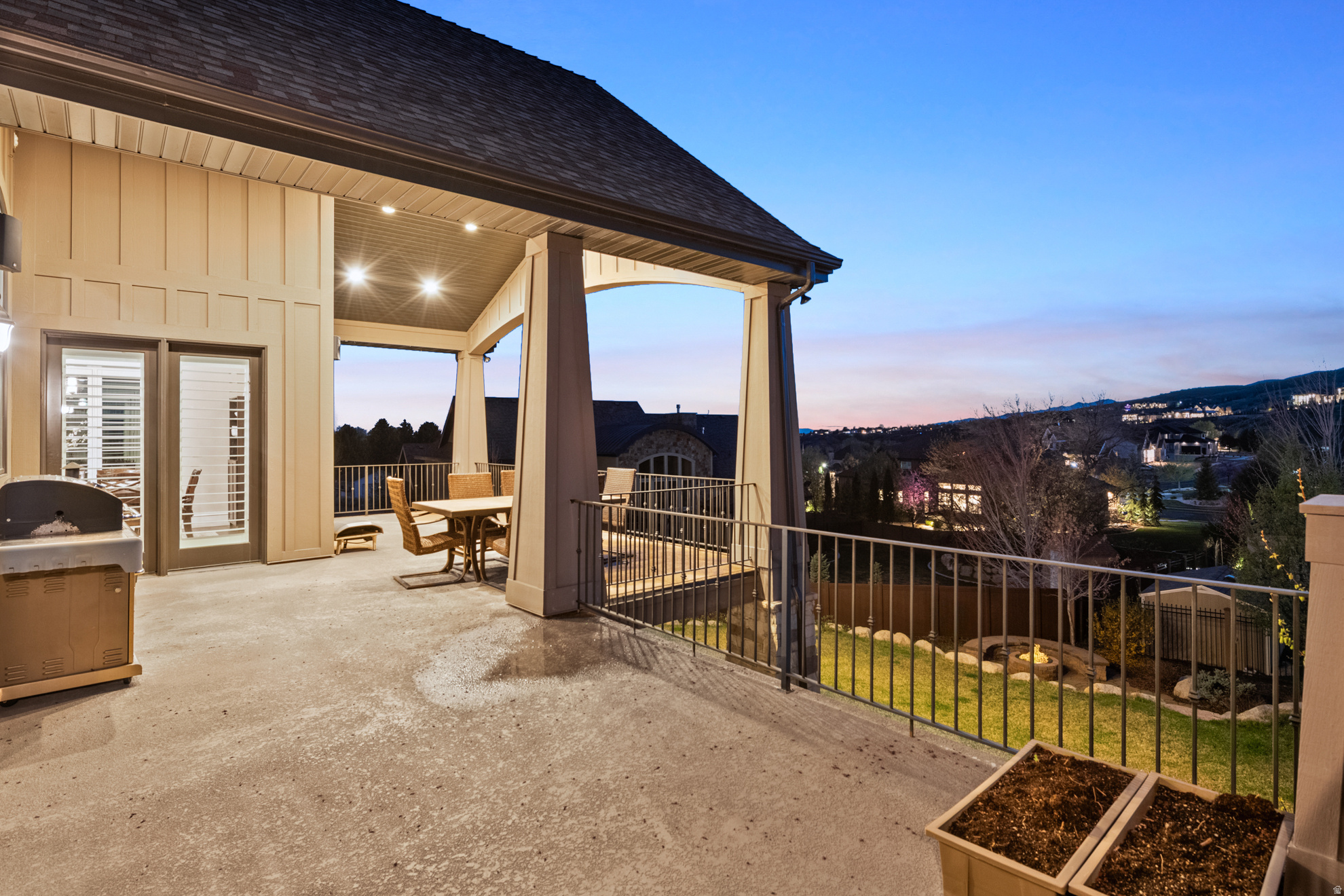 HERITAGE HILLS - Residential
